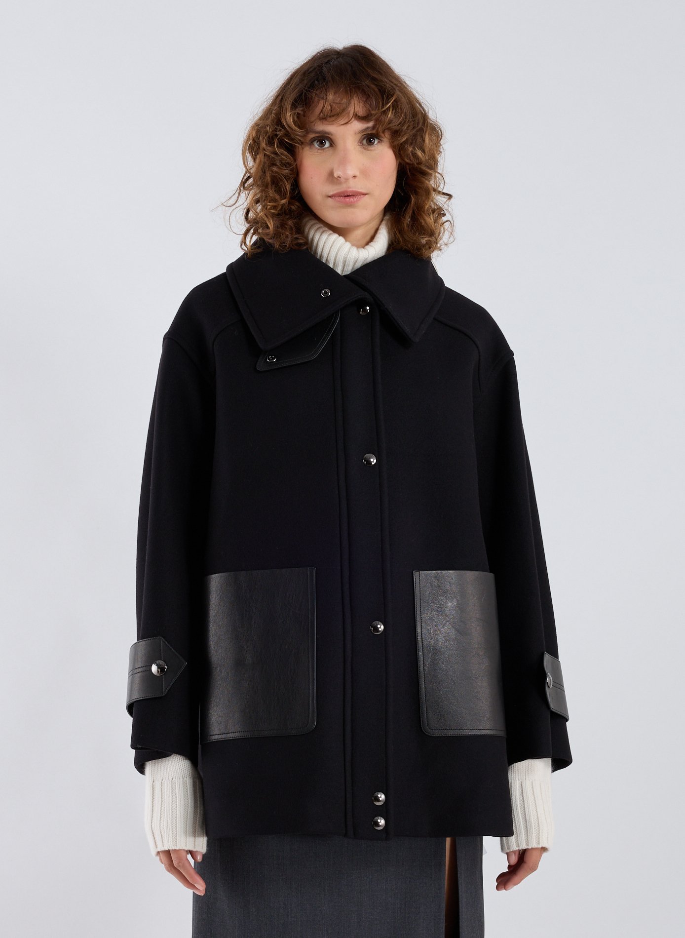 R2W Manteau large en laine et cachemire Noir