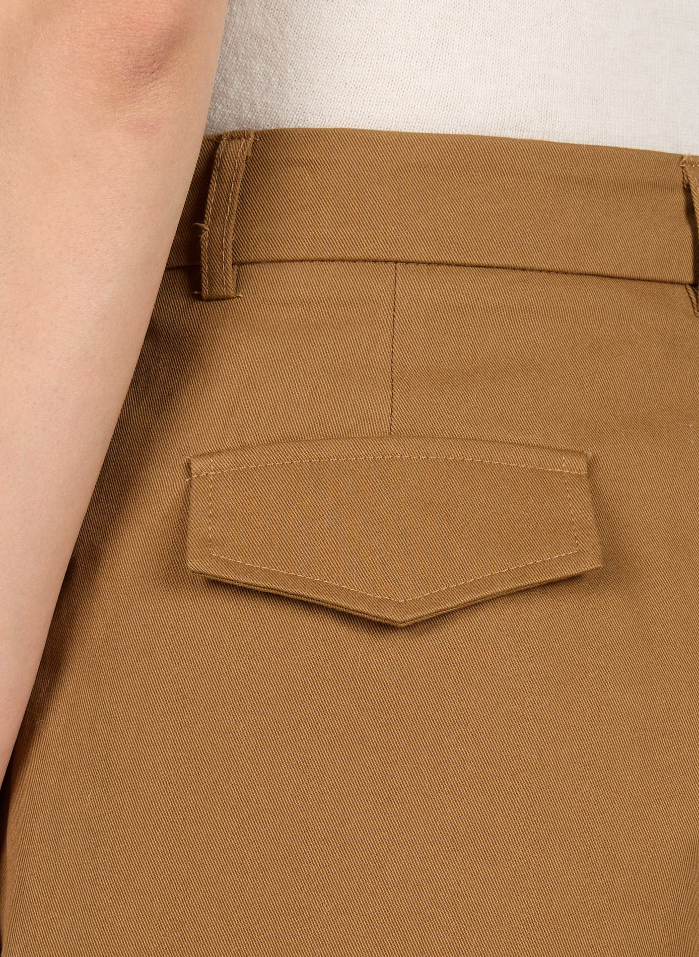 Short droit Atea en coton ARTLOVE Marron