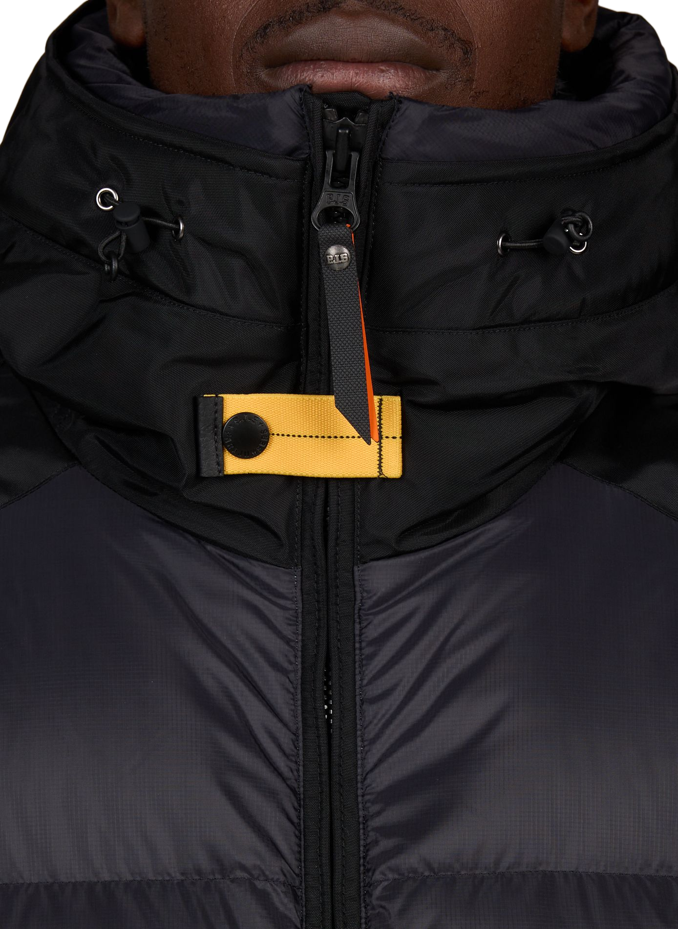 Effen gewatteerde jas met capuchon PARAJUMPERS Zwart