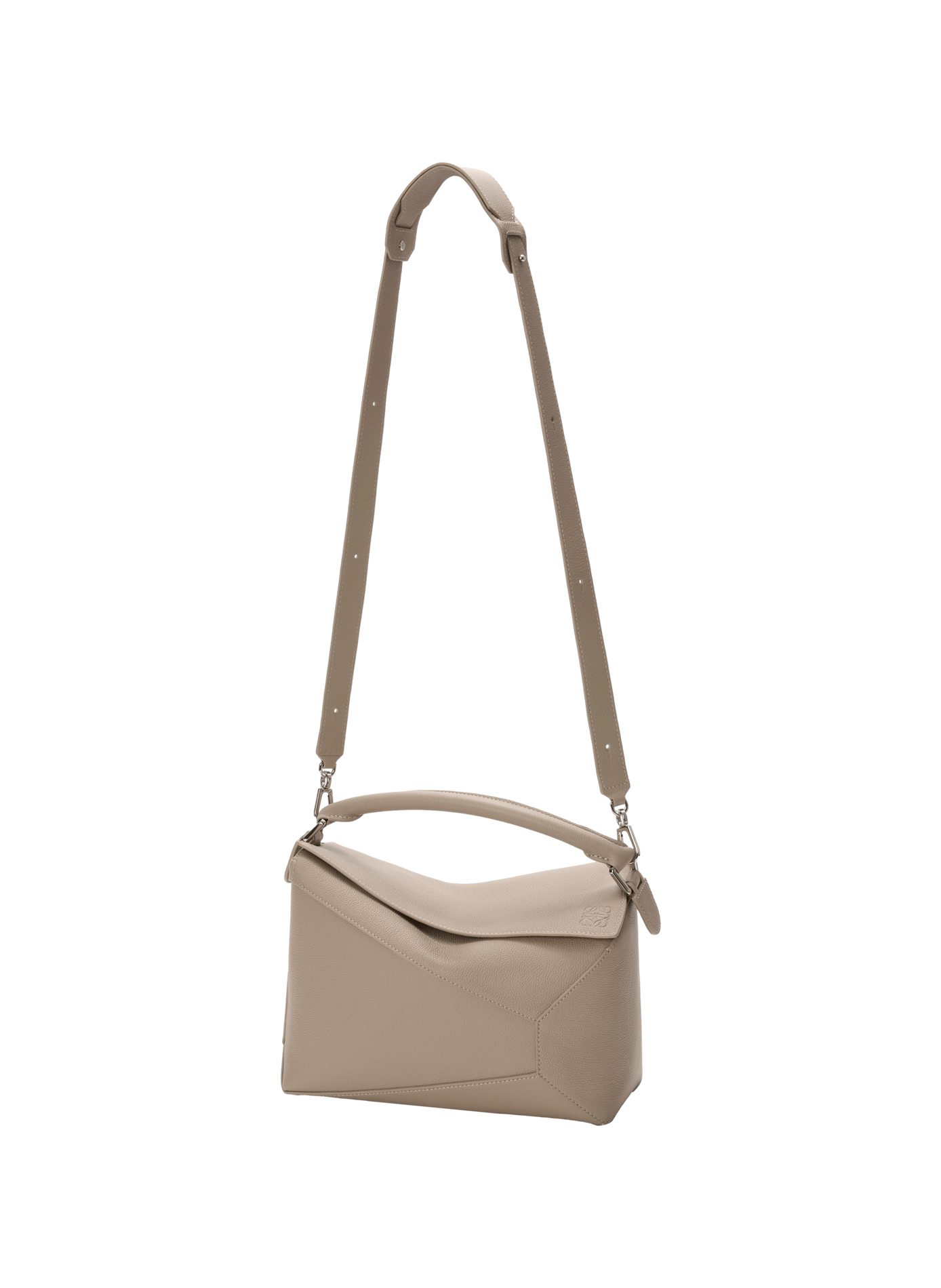 Sac Puzzle Edge moyen en cuir de veau grainé souple LOEWE Beige