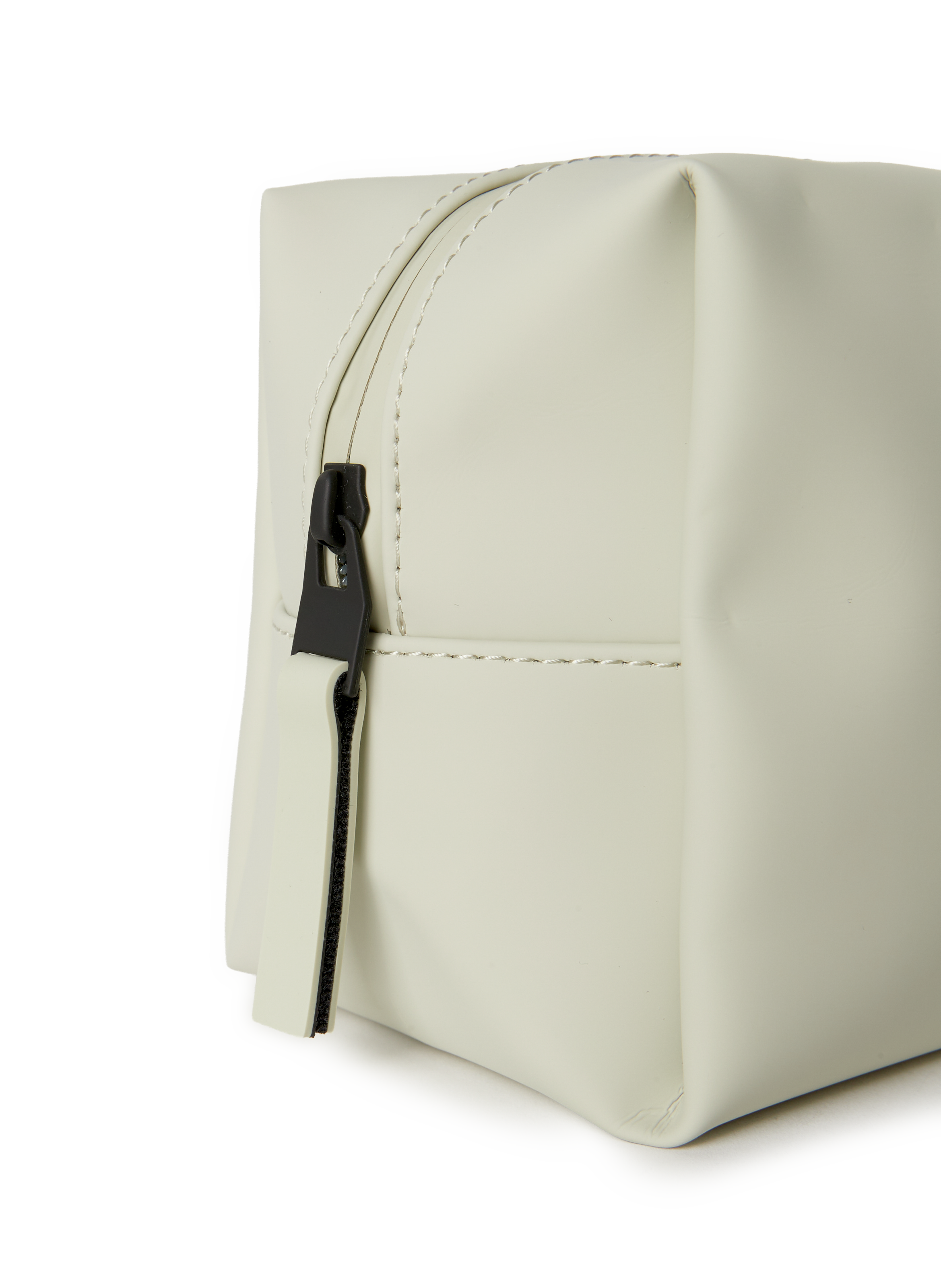 TH EMBLEM WASHBAG CO RAINS Green