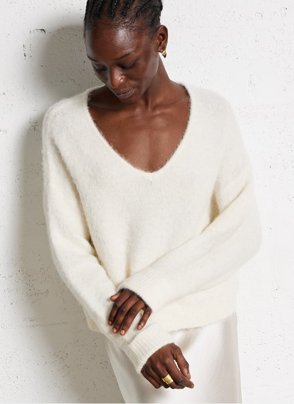 Pull oversize à col v east Beige by AMERICAN VINTAGE AMERICAN VINTAGE Pull oversize à col v east Beige