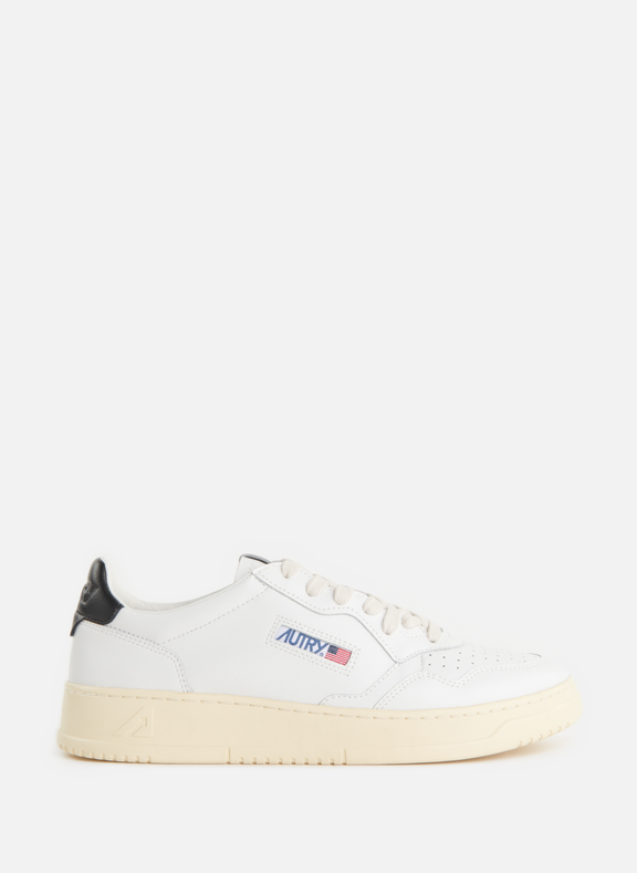 AUTRY Leather low-top sneakers White