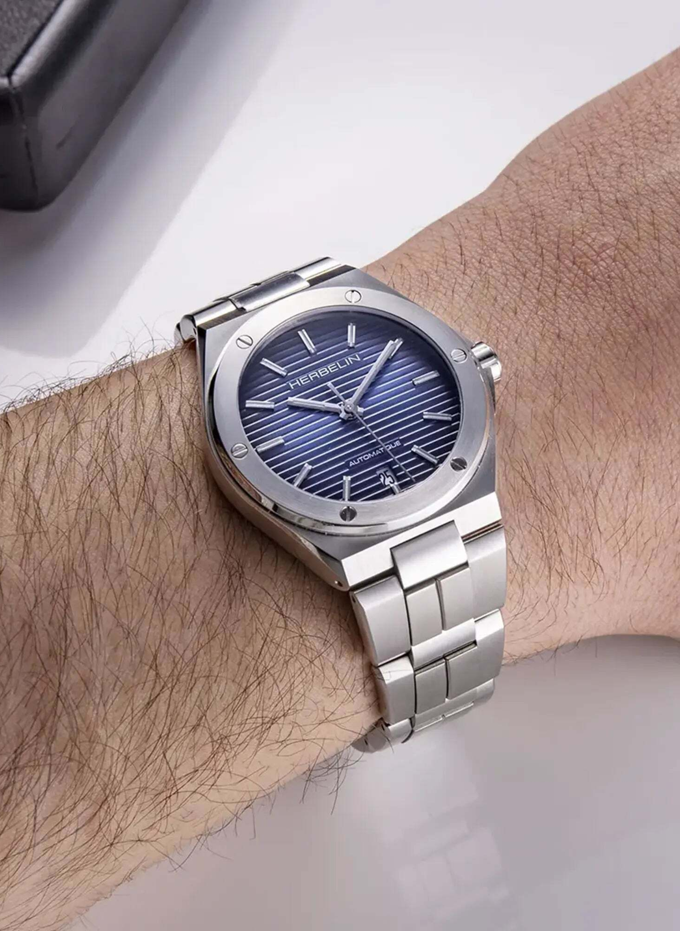Automatikuhr aus Edelstahl Cap Camarat HERBELIN Blau