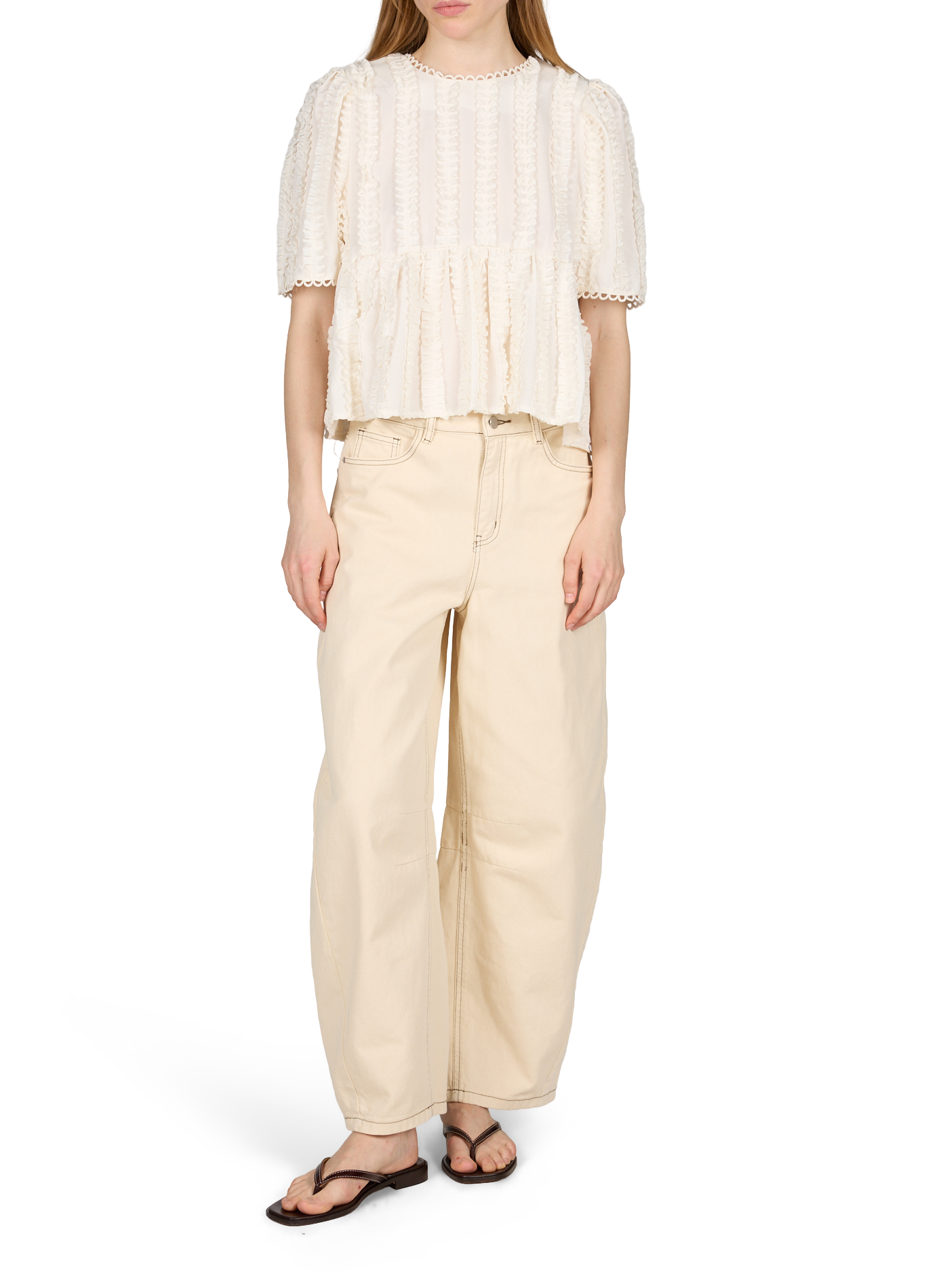 Top with ruffled round neckline scalloped OBJECT Beige