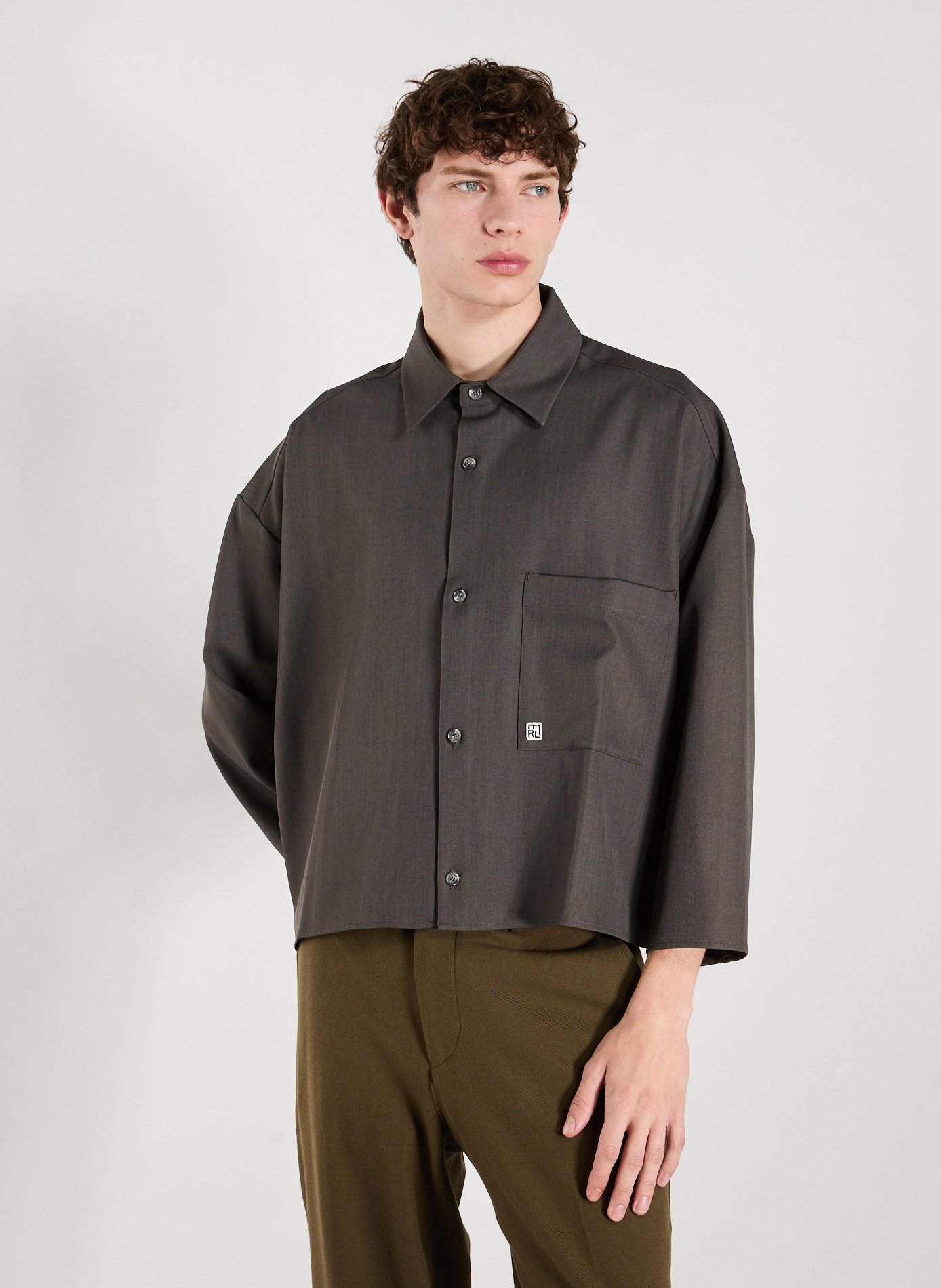 MERELY MADE Oversized short shirt with classic collar Grey