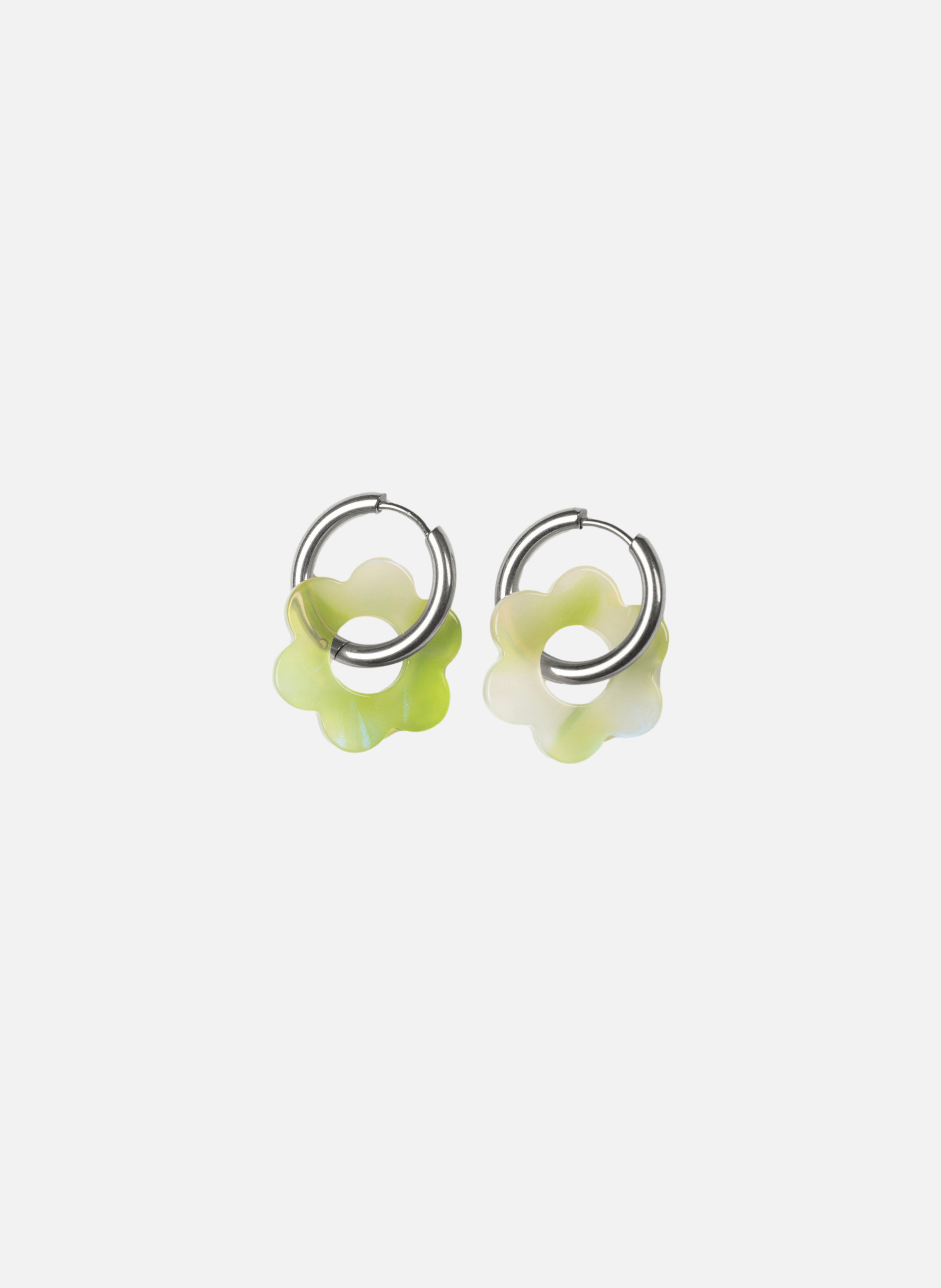 Boucles d'oreilles Baby Fleurette avec anneaux en acier inoxydable argenté  Pomme