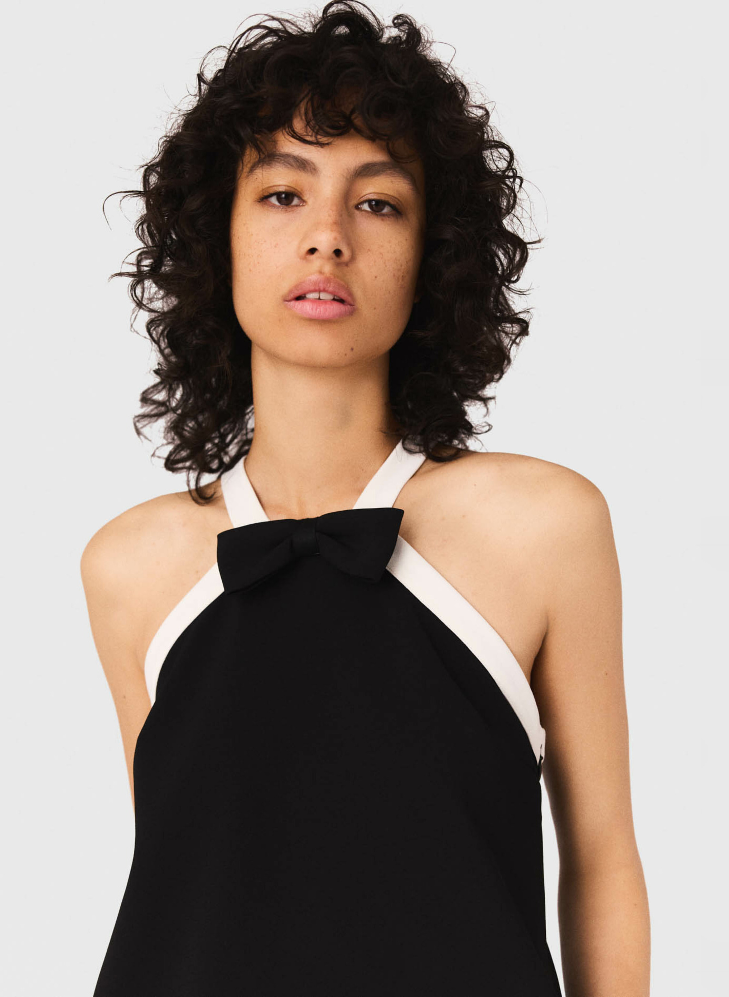 Robe courte avec nœud papillon MAJE Noir