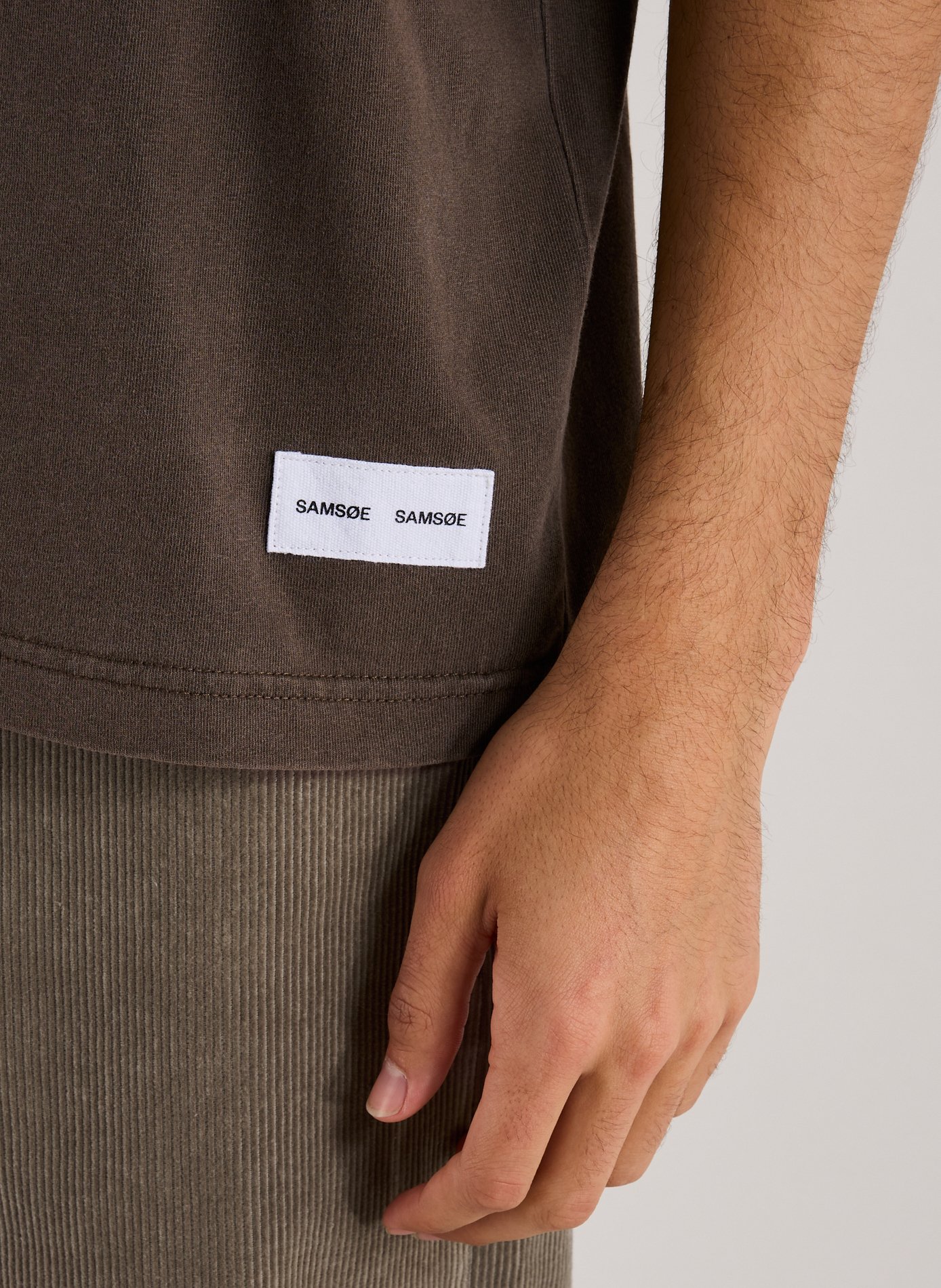 T-shirt col rond en coton SAMSOE SAMSOE Marron