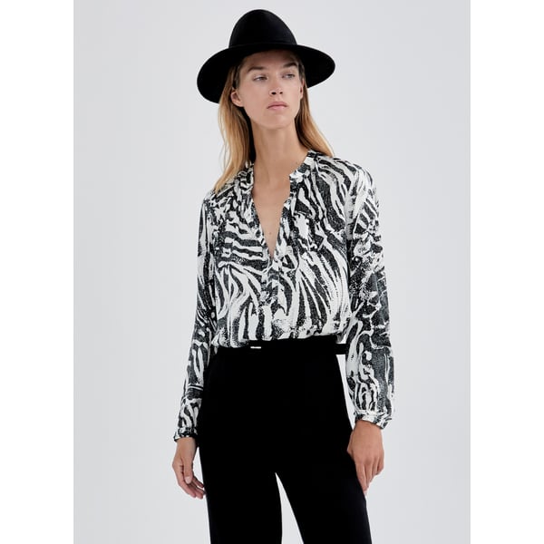 Blouse droite à col v