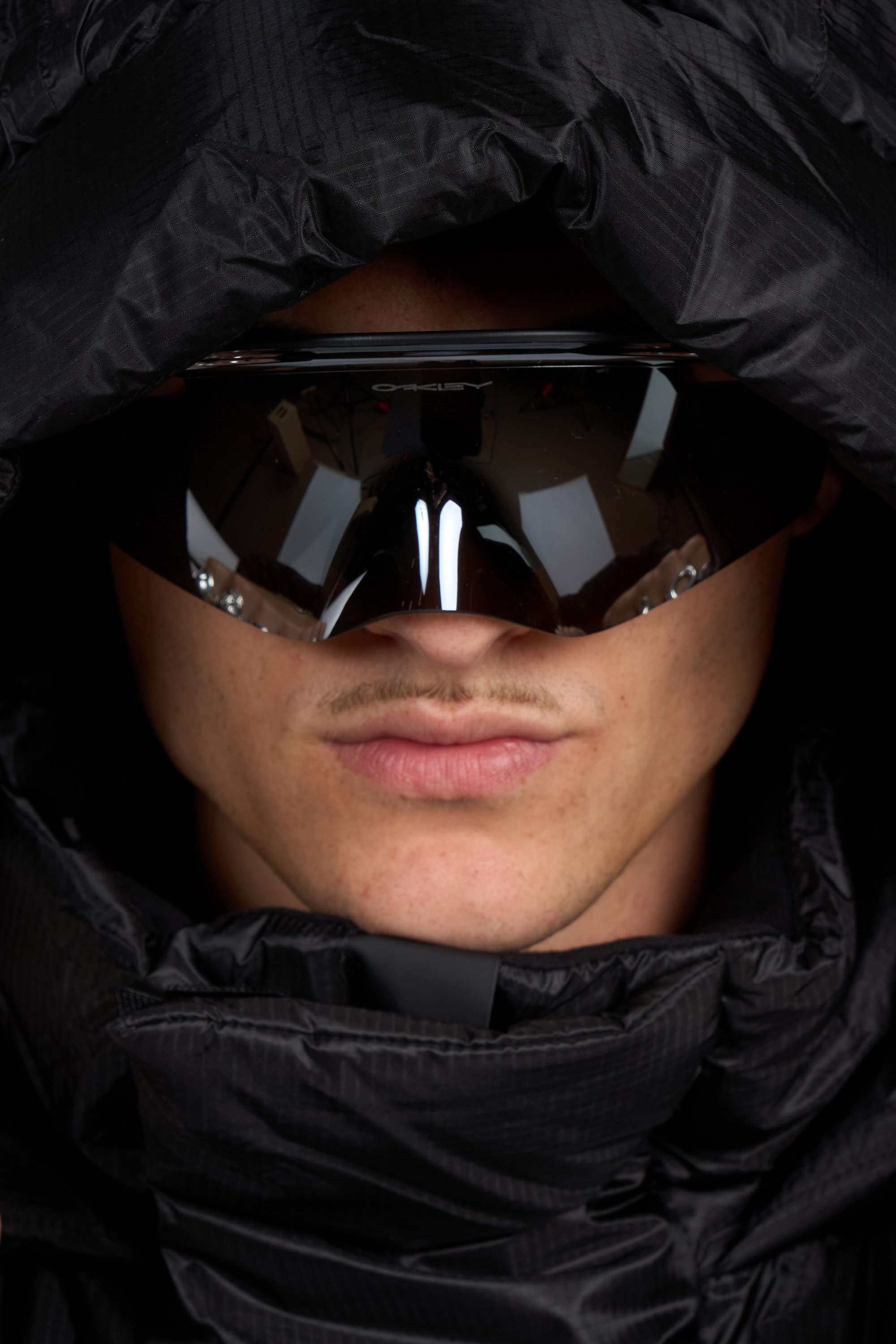 Lunettes de soleil qtnm kato OAKLEY Noir