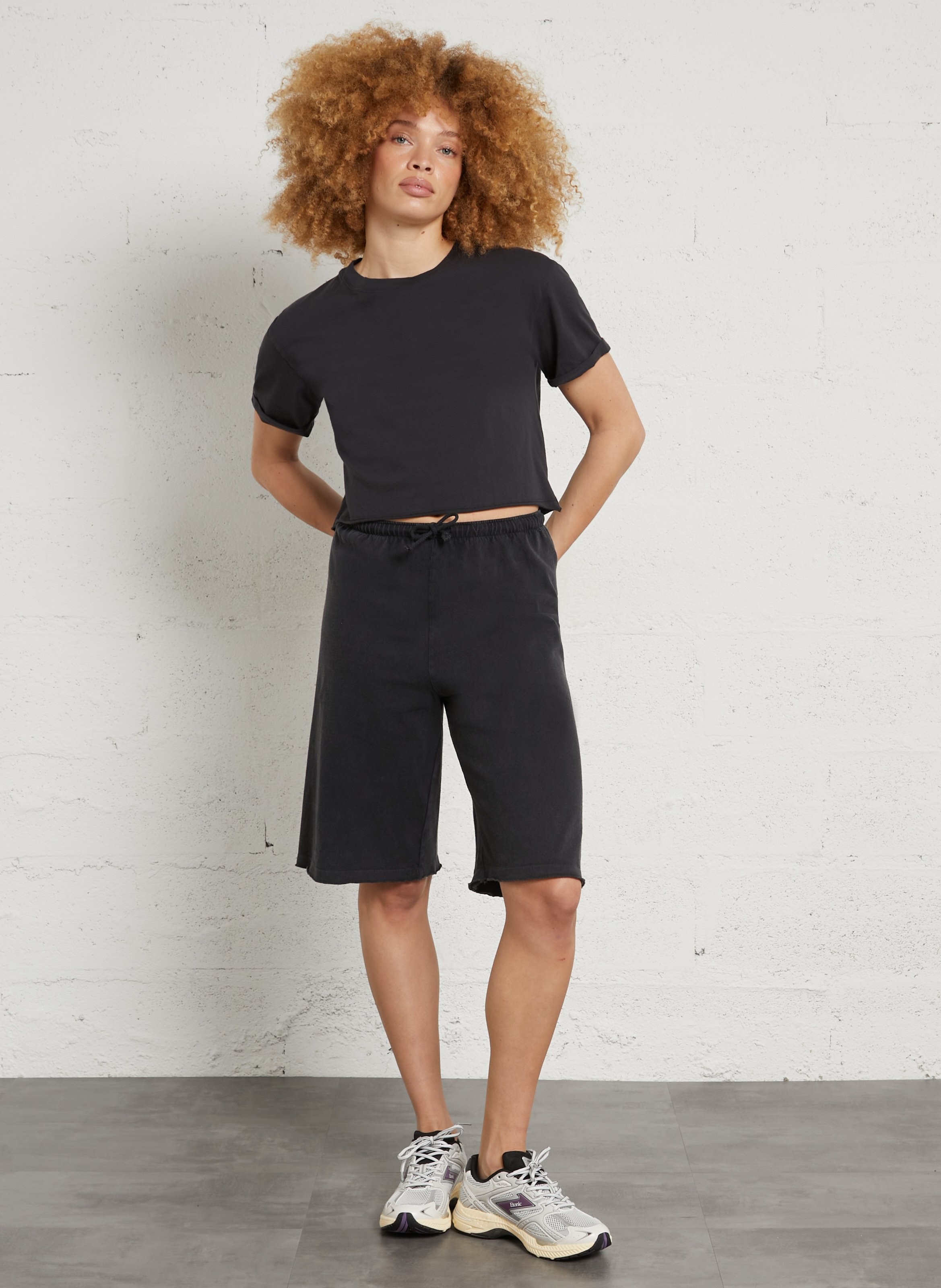 Bermuda mi-long ample uni afoma AMERICAN VINTAGE Noir