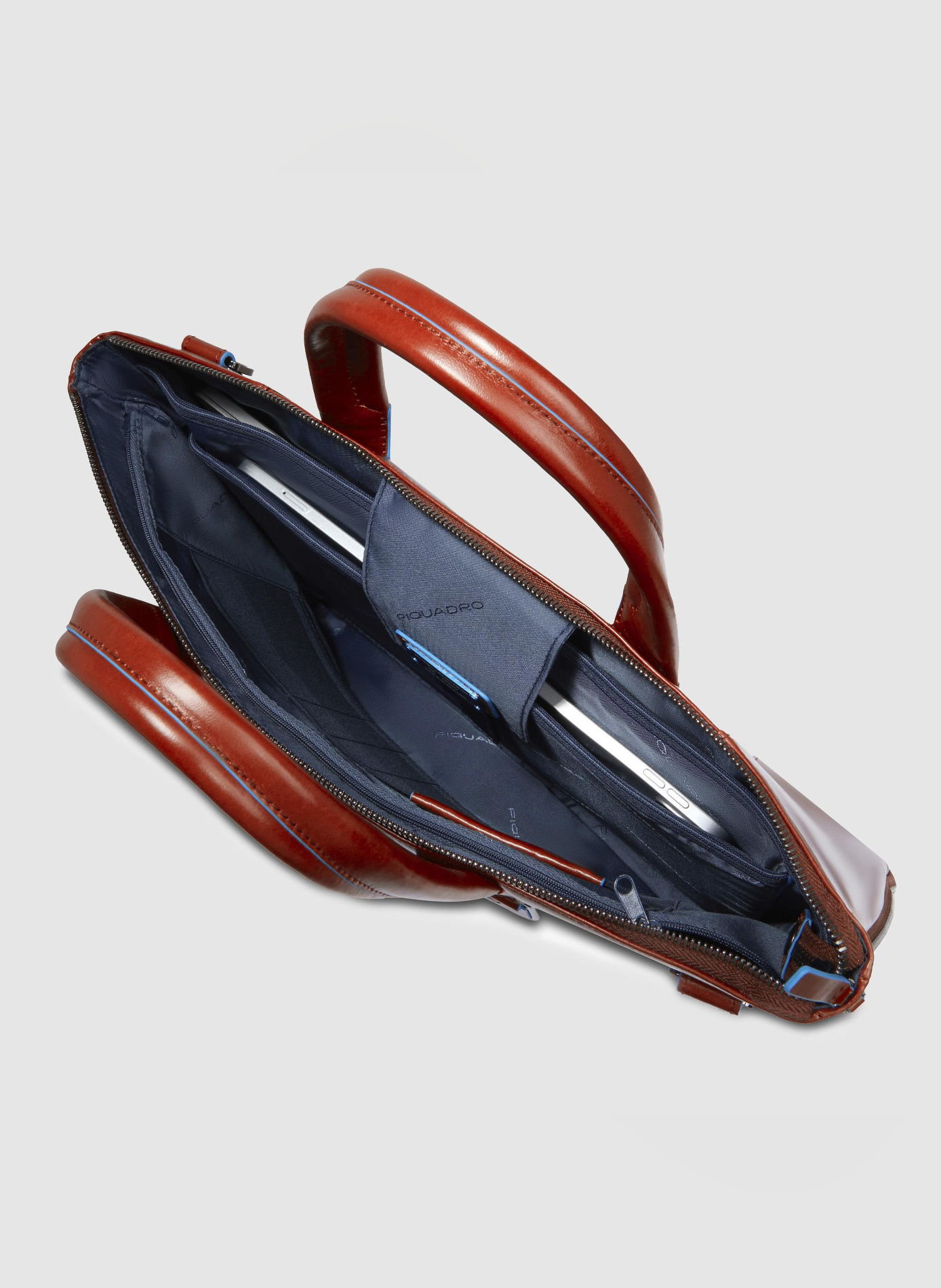 Sac fin pour ordinateur 15,6", extensible PIQUADRO Marron