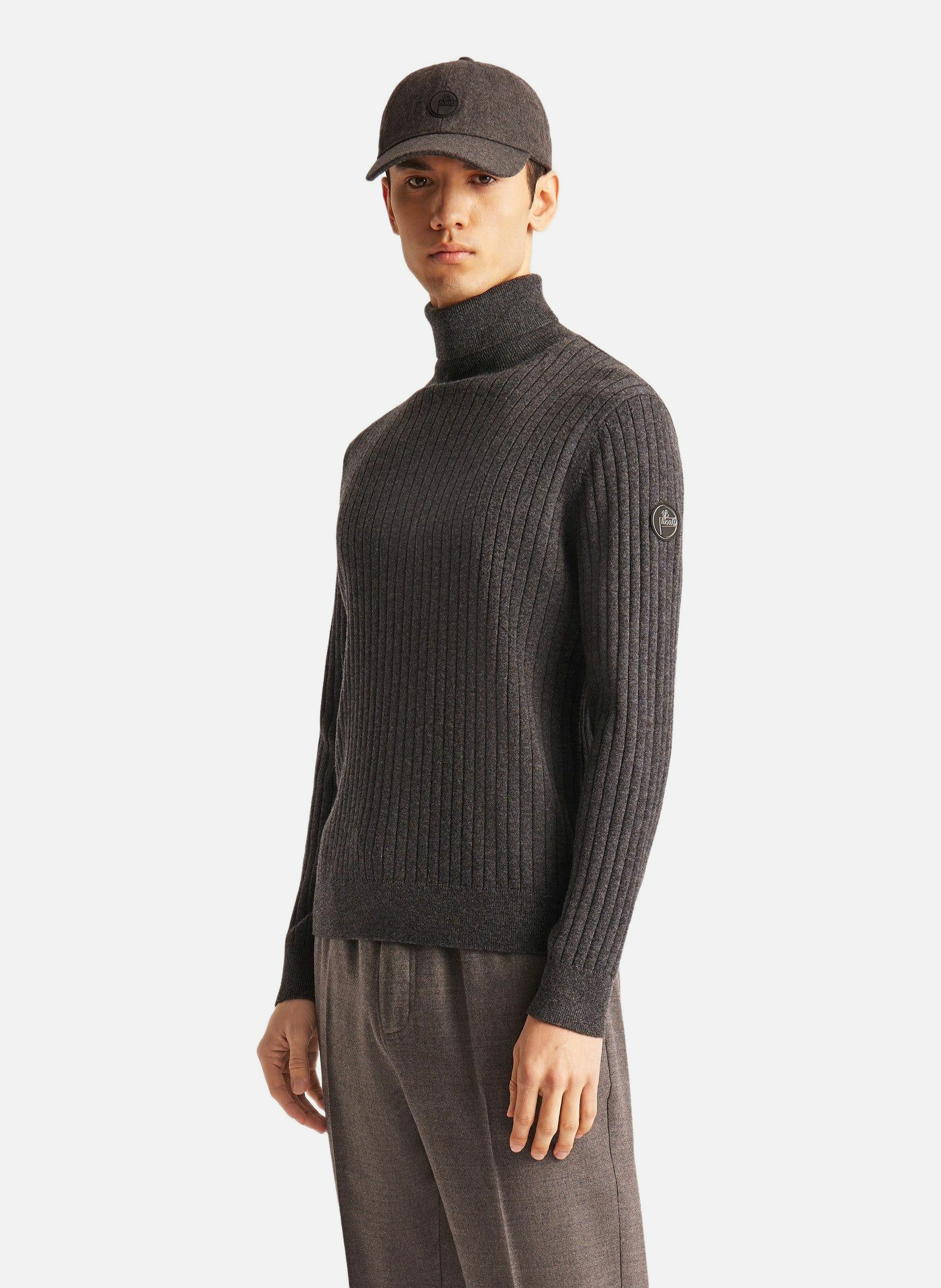 Pull armand col montant coupe ample Gris