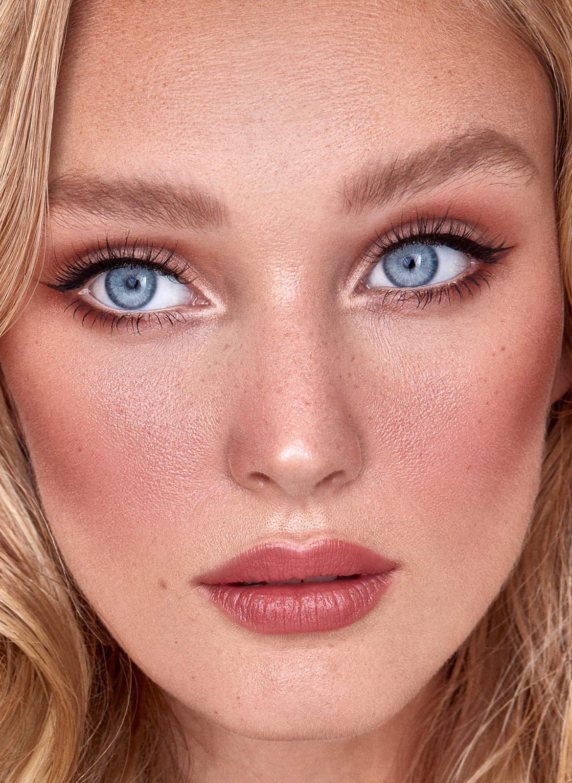 The Signature - No Lash-Lash SWEED No color