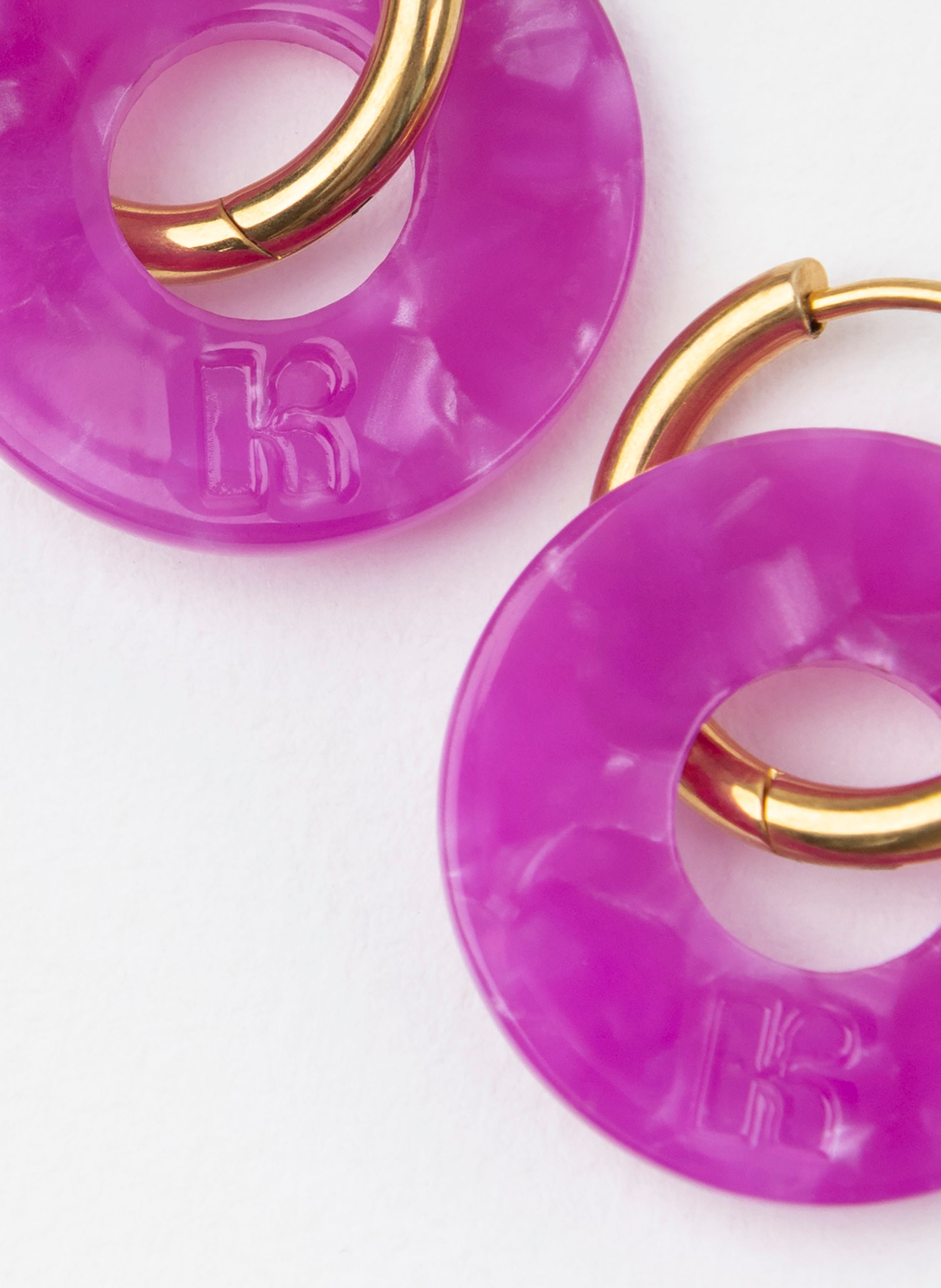 Boucles d'oreilles donuts avec anneaux en acier inoxydable doré KURAGE GINZA Violet