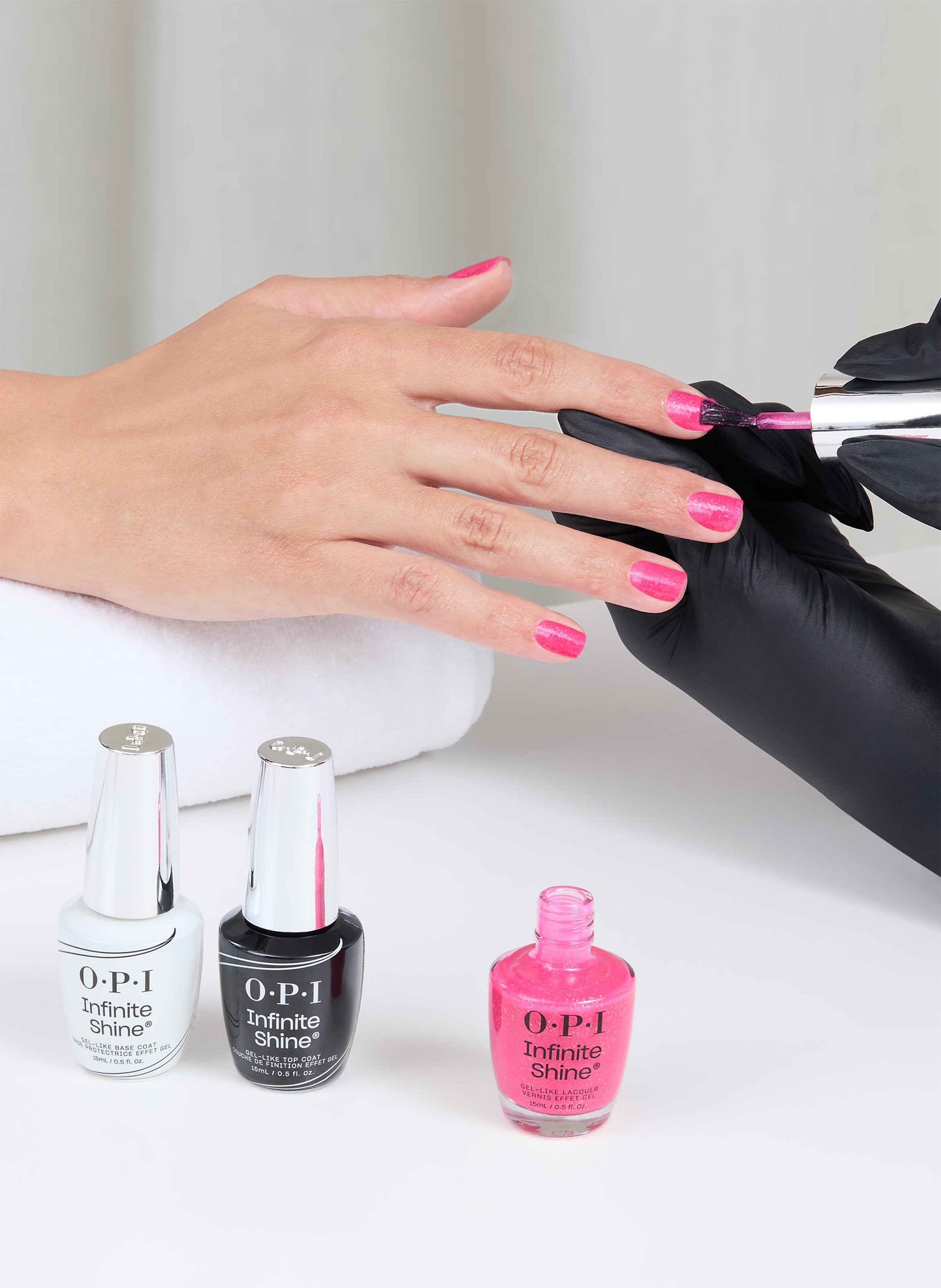 Long-lasting gel effect nail polish OPI Isl161