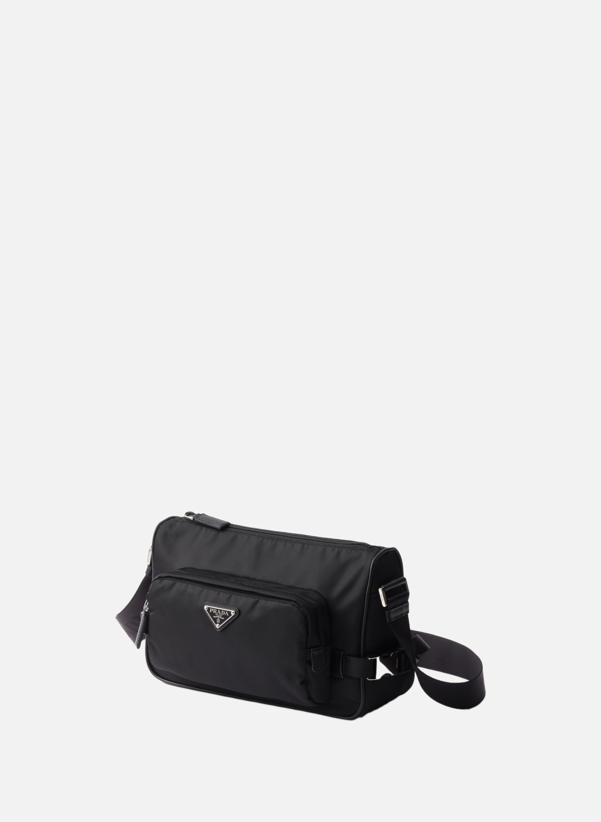 Sac de taille moyenne porté épaule en re-nylon et PRADA Noir