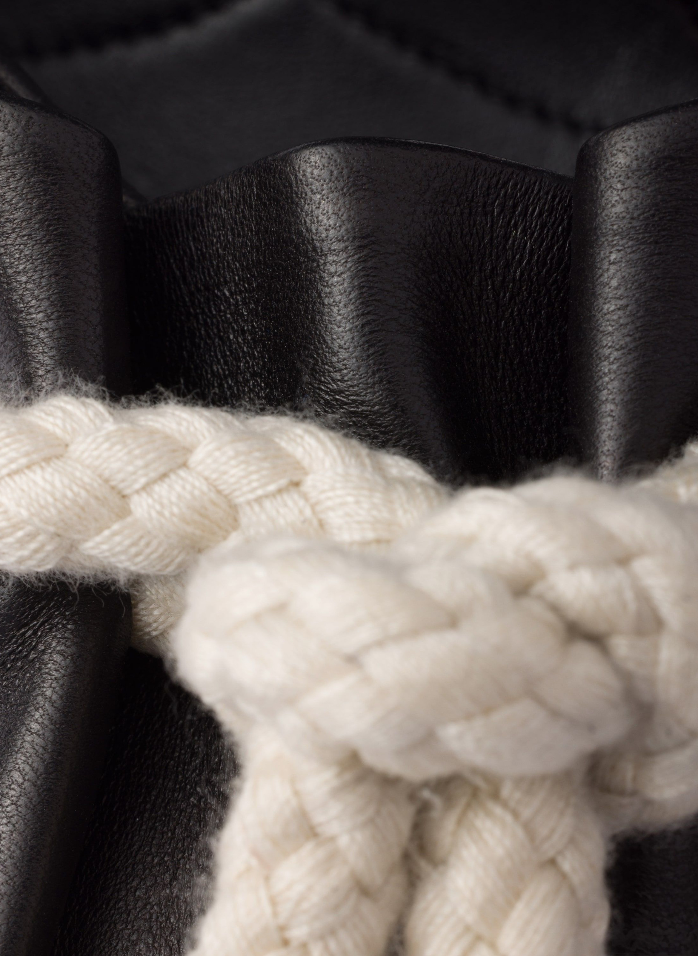 Mules en cuir nappa avec cordon PRADA Noir