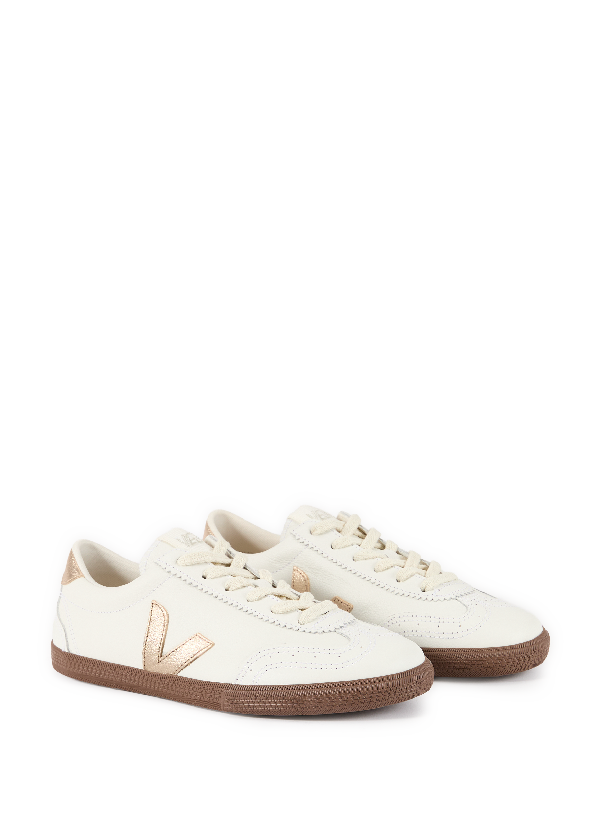 Sneakers Volley in grained leather VEJA White