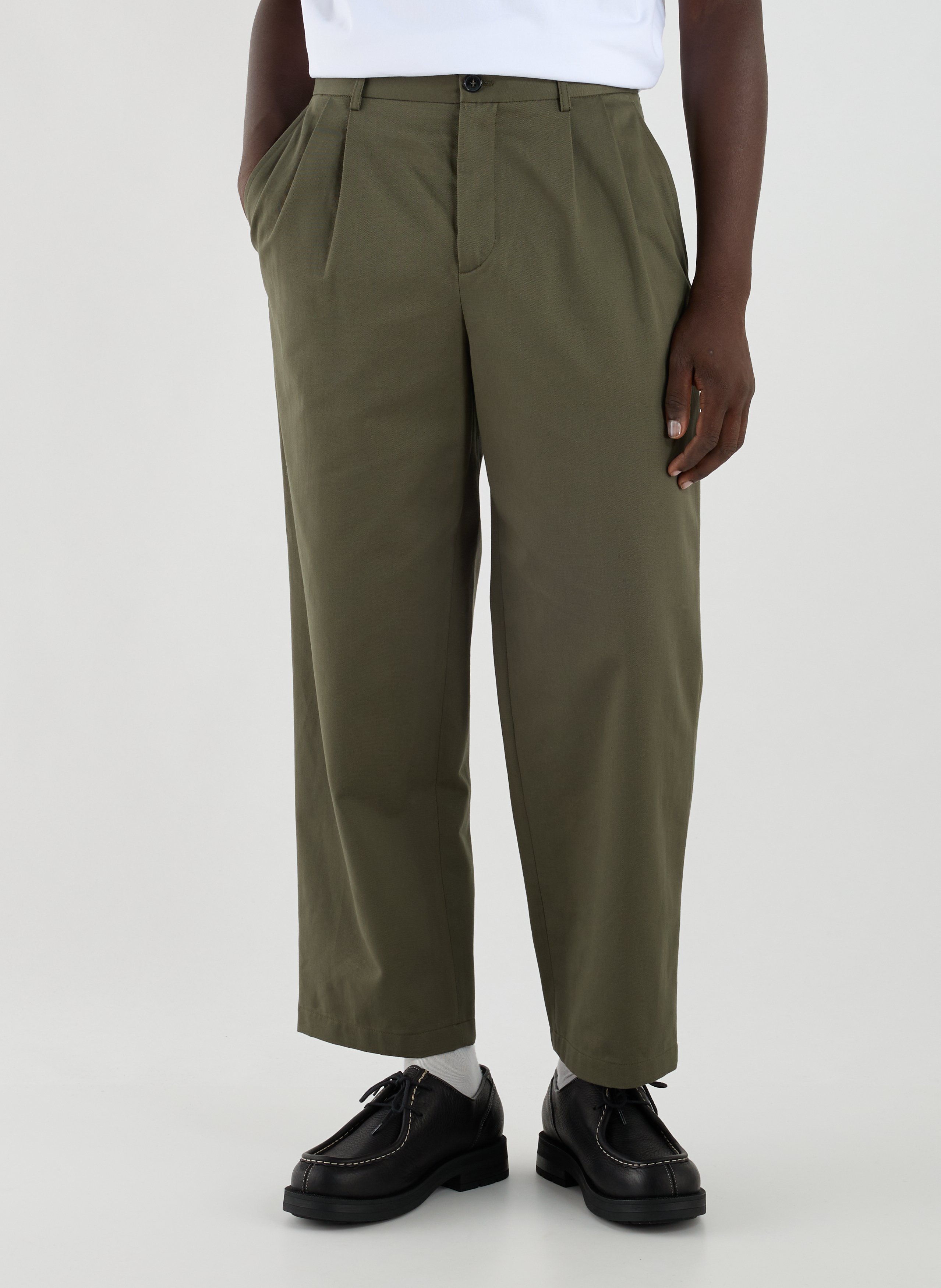 MAISON KITSUNÉ Wide-leg trousers in solid color Green