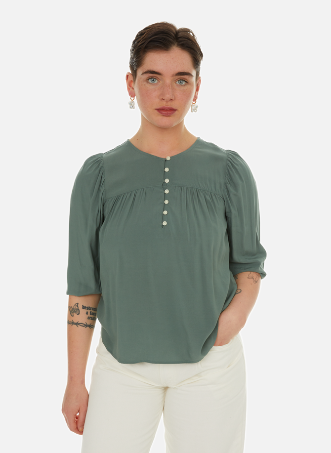LEVI'S buttoned collar blouse