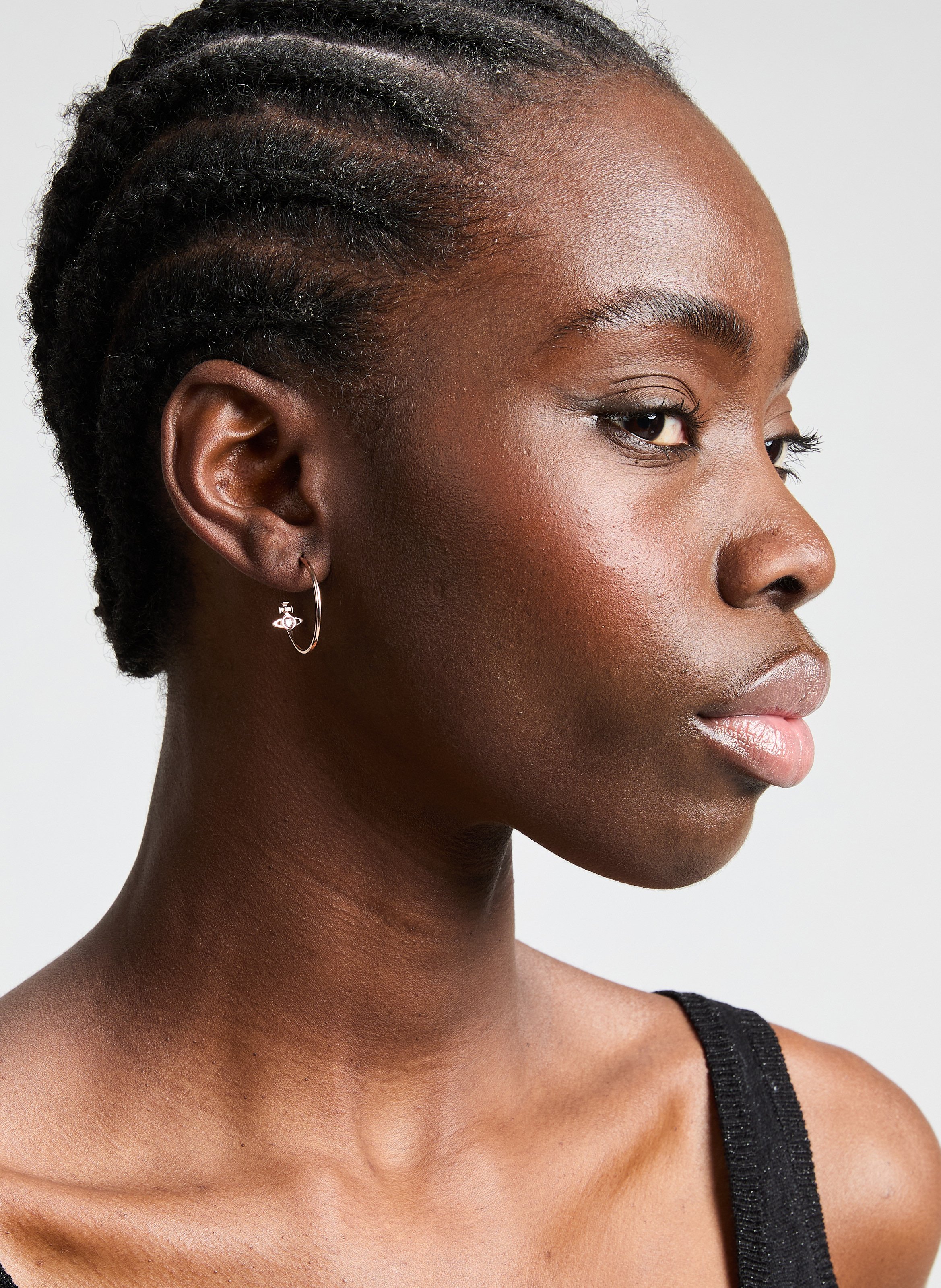  Hoop earrings  VIVIENNE WESTWOOD Golden