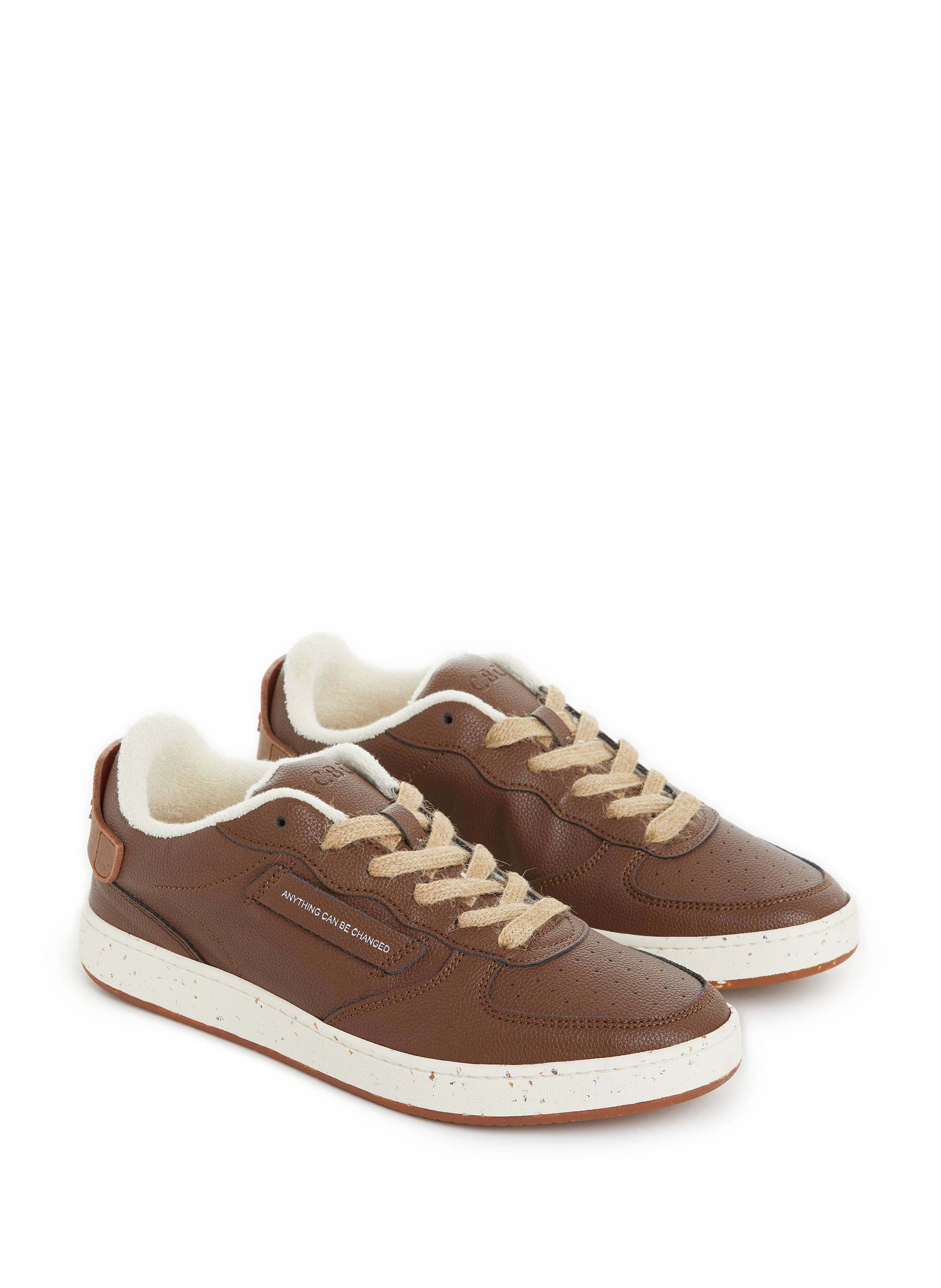 Baskets basses en cuir vegan