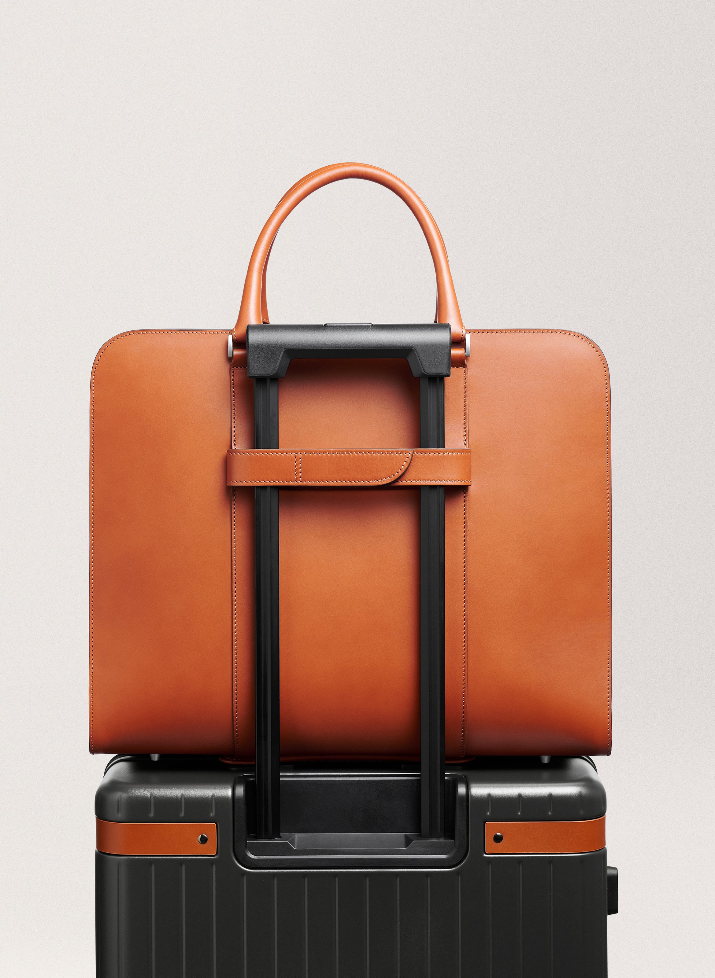 Attache 'Smart holder' en cuir vachetta CARL FRIEDRIK Marron