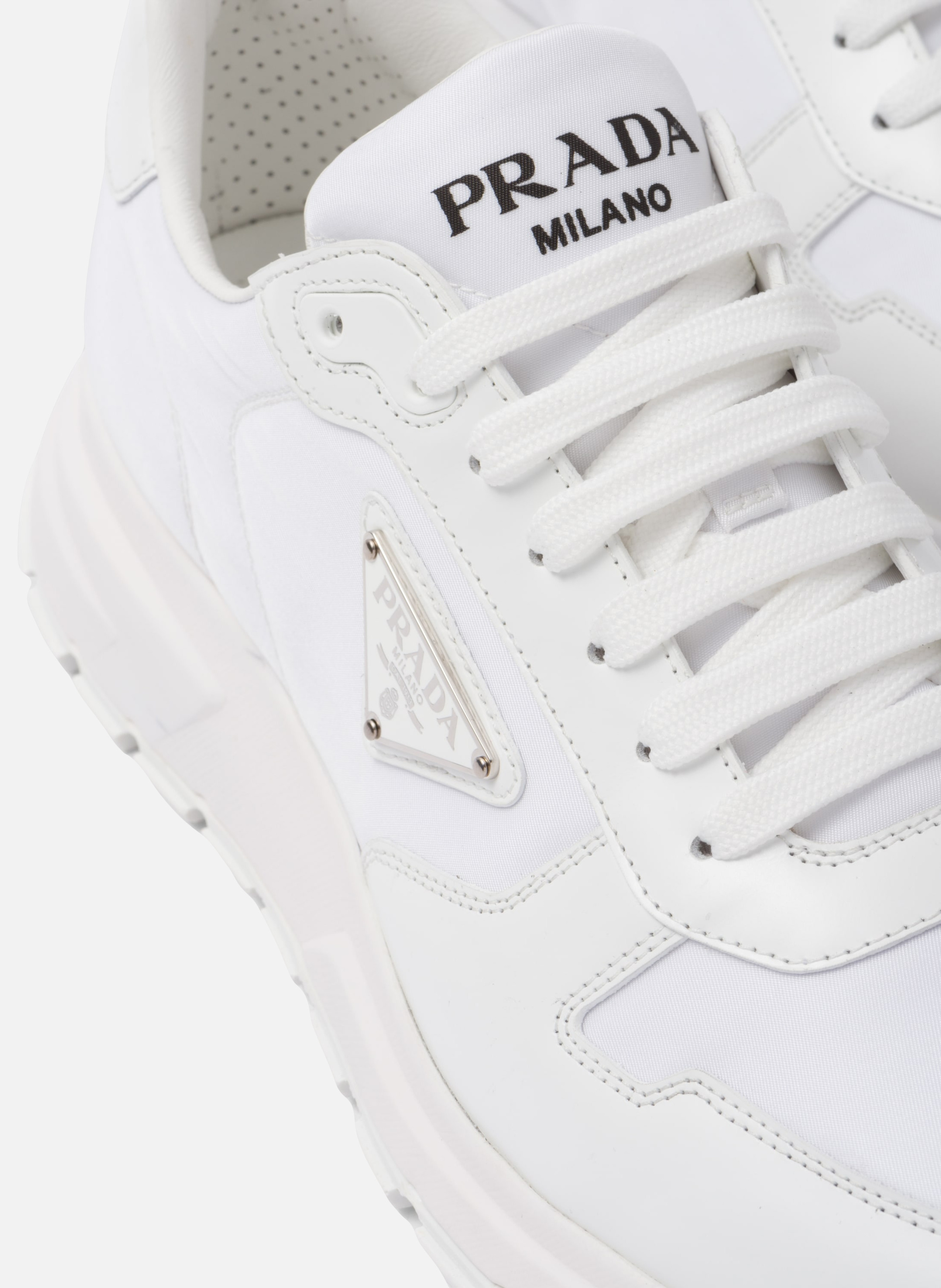 Sneakers prax 01 en cuir brossé et re-nylon PRADA Blanc