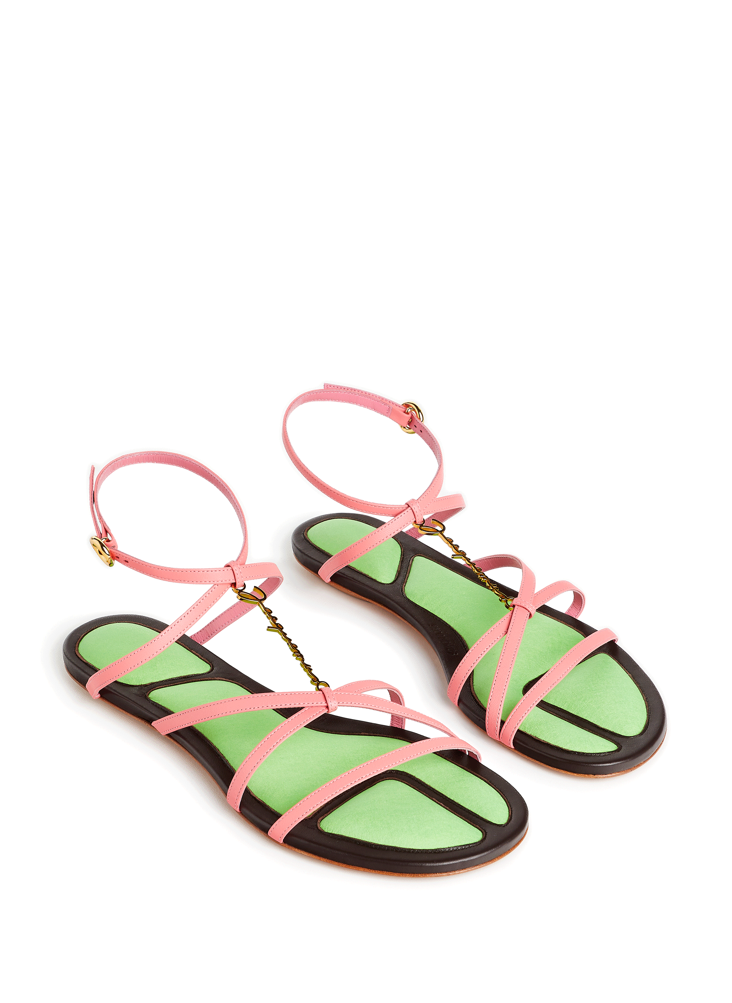 Les sandales Pralu plates en cuir