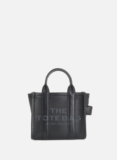 حقيبة Micro Tote الصغيرة المصنوعة من الجلد الأسود من مارك جاكوبس 