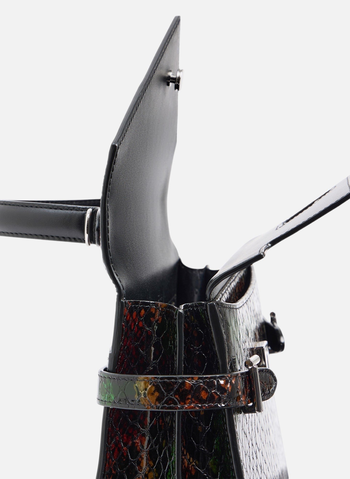 Sac à main double rabat moyen modèle emilie en cuir effet python LE TANNEUR Noir