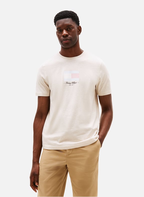 T-shirt imprimé en coton Beige by TOMMY HILFIGER TOMMY HILFIGER T-shirt imprimé en coton Beige