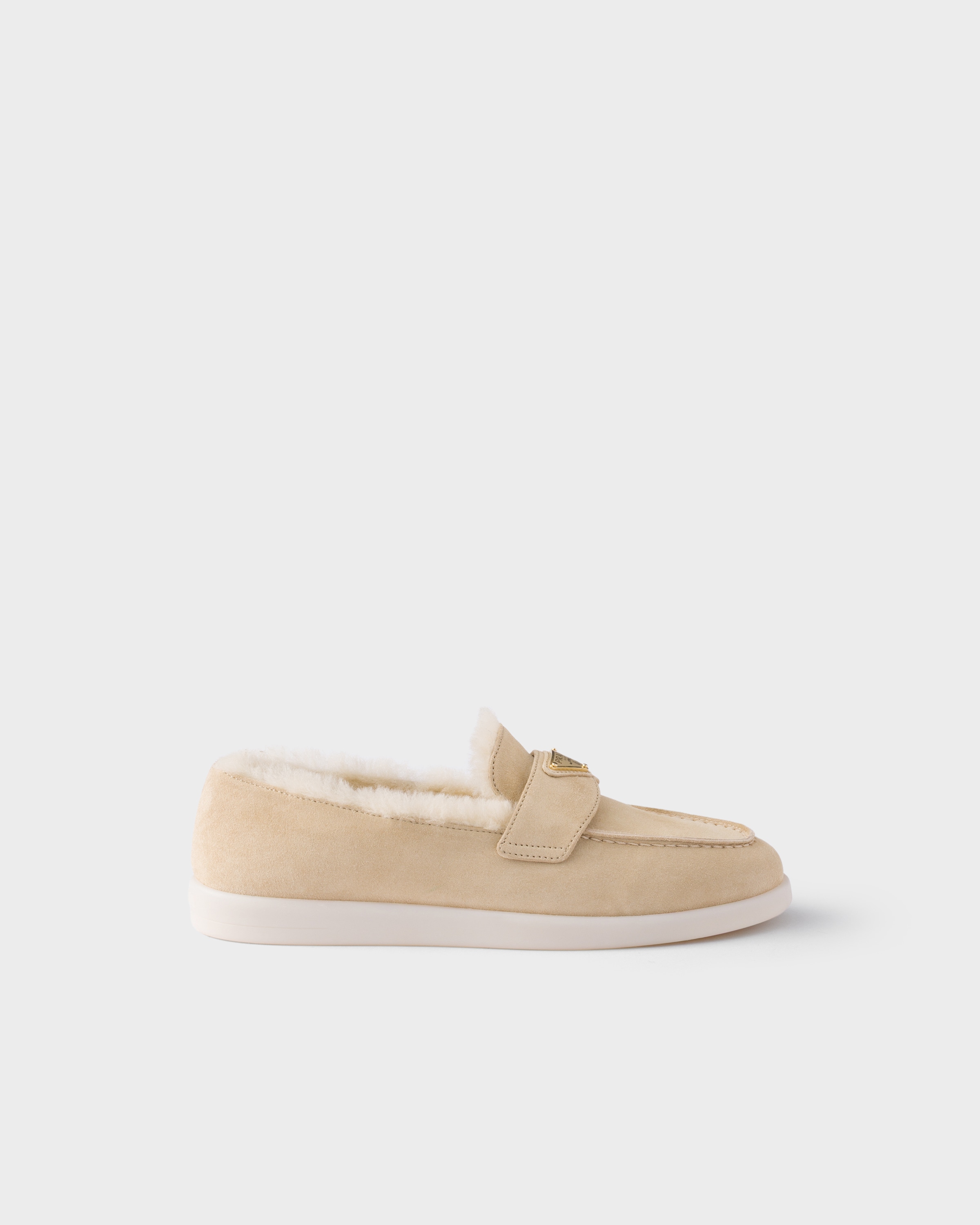 Mocassins en veau velours et shearling PRADA Beige