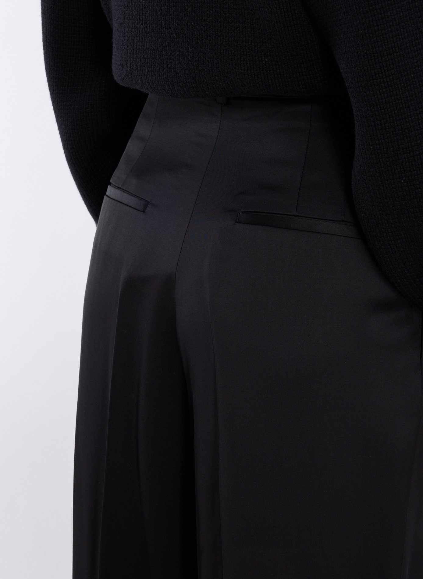 Straight satin trousers ROHE FRAMES Black