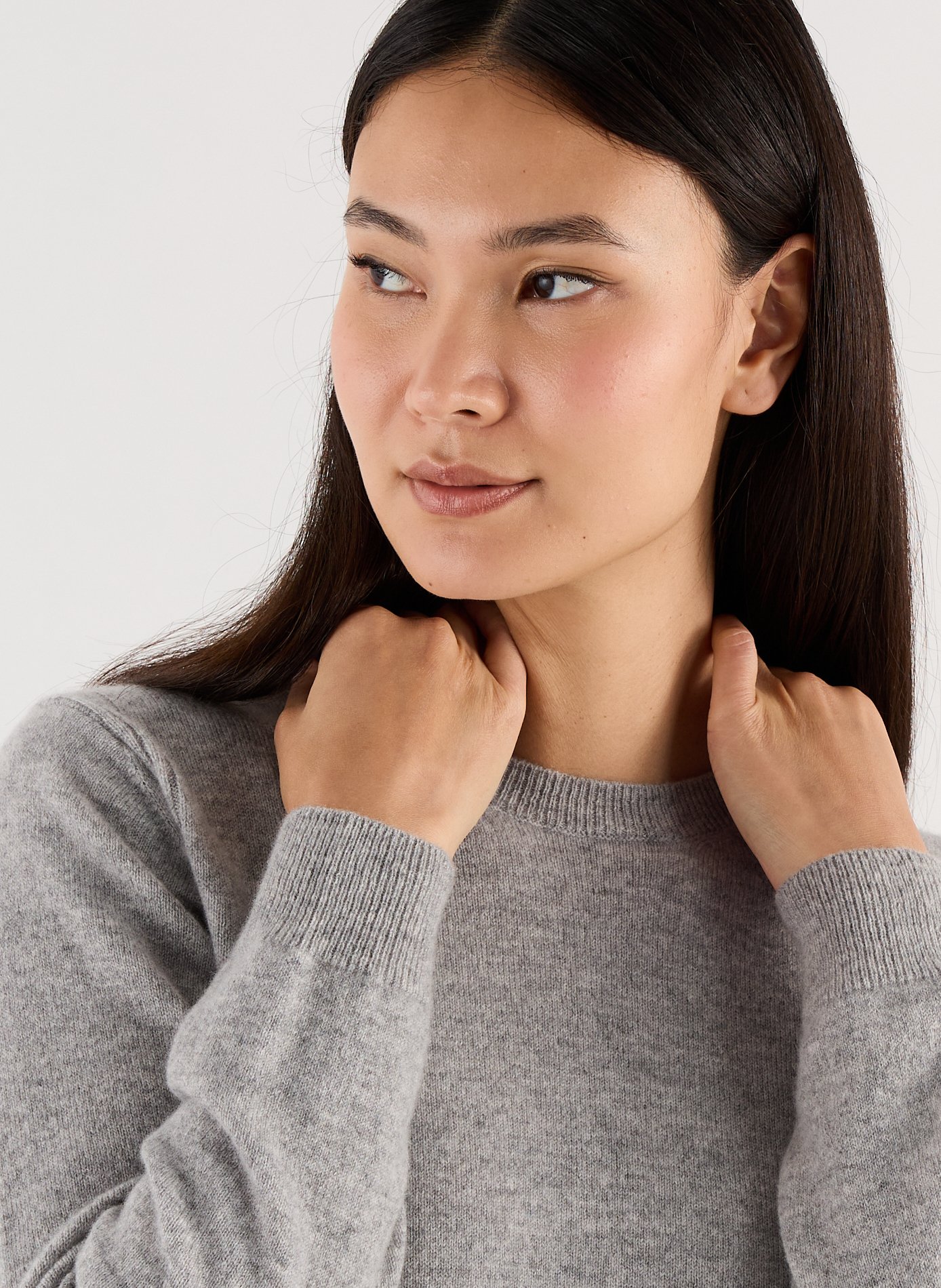 Pull droit Qiria col rond en cachemire SAISON 1865 Gris