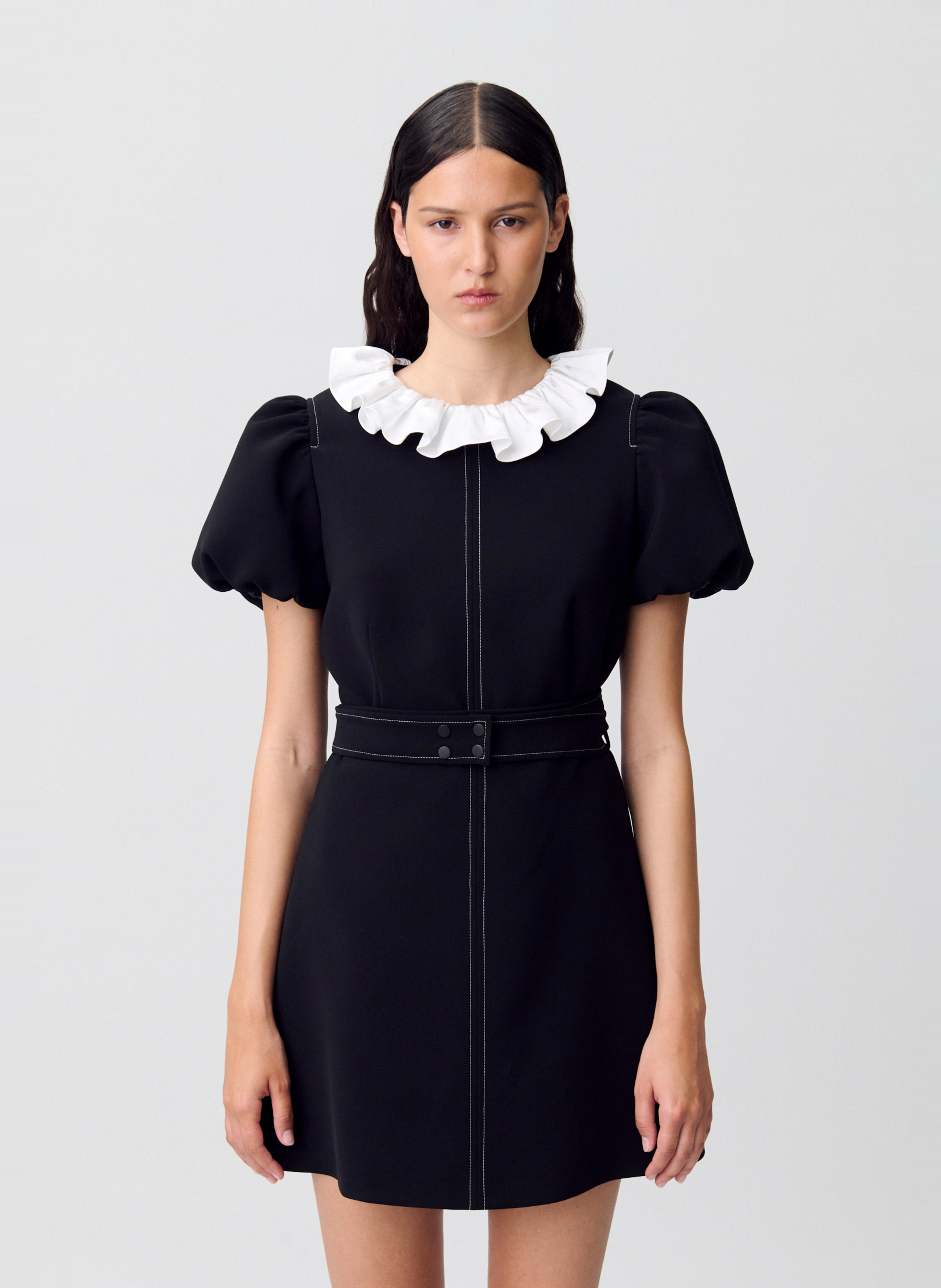 Robe courte cintrée à col volanté romary CLAUDIE PIERLOT Noir