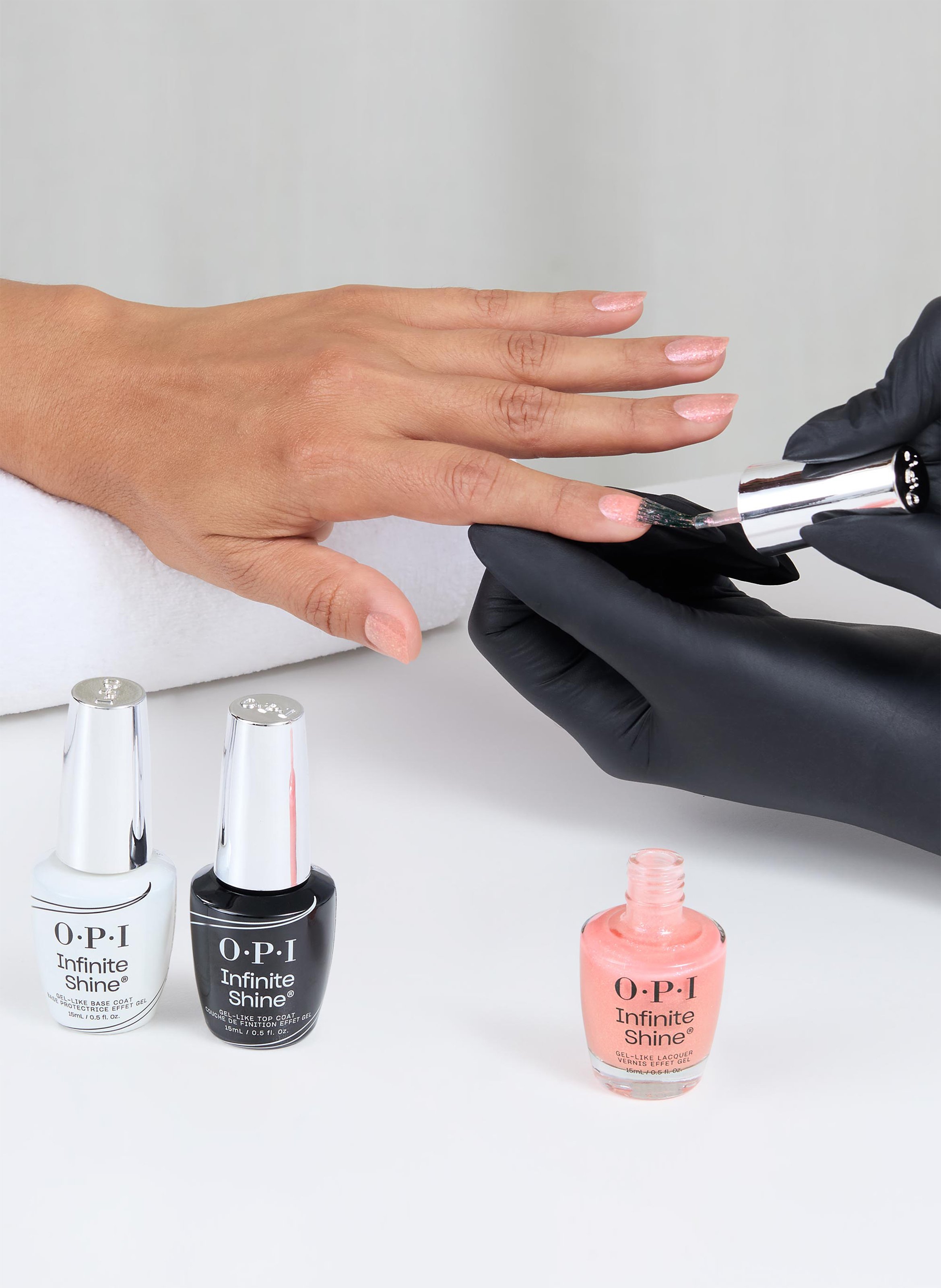 Long-lasting gel effect nail polish OPI Isl163