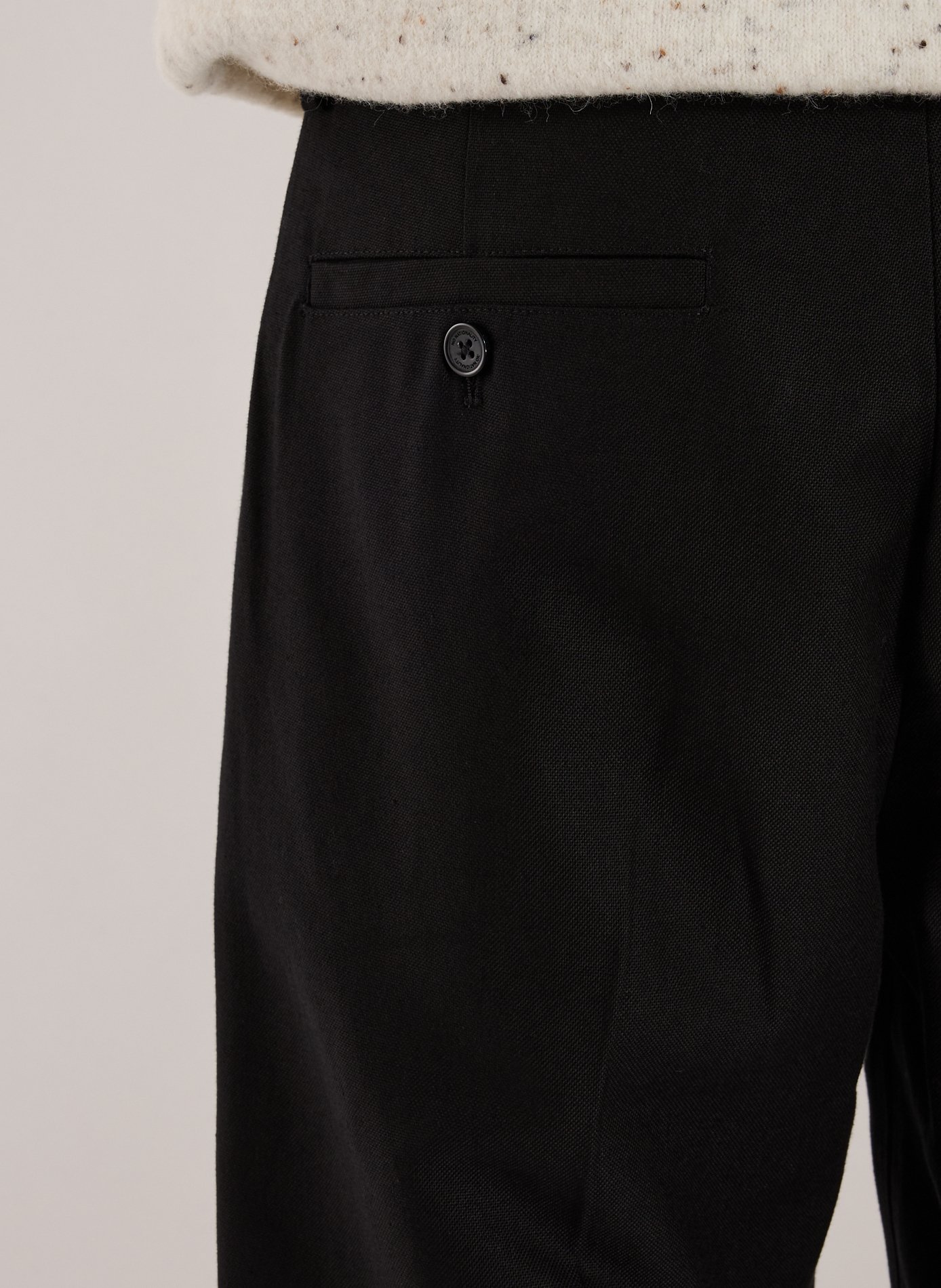 Straight Leg Pants in Solid Color NN.07 Black