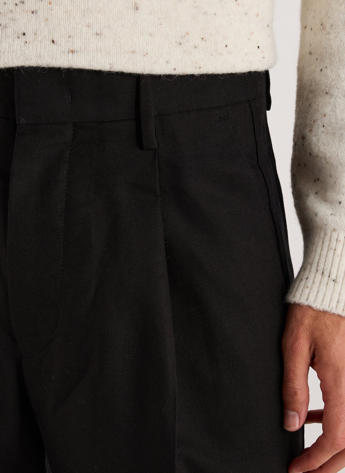 Straight Leg Pants in Solid Color NN.07 Black