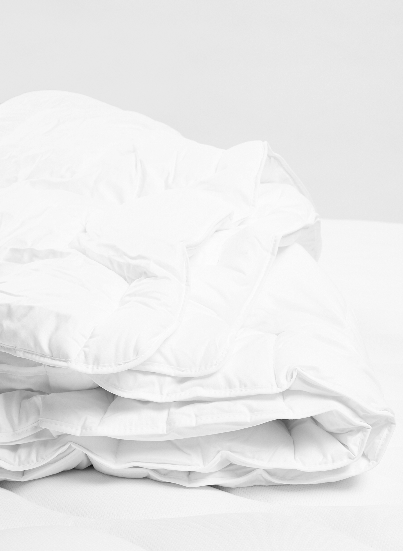 AU PRINTEMPS PARIS Duvet White