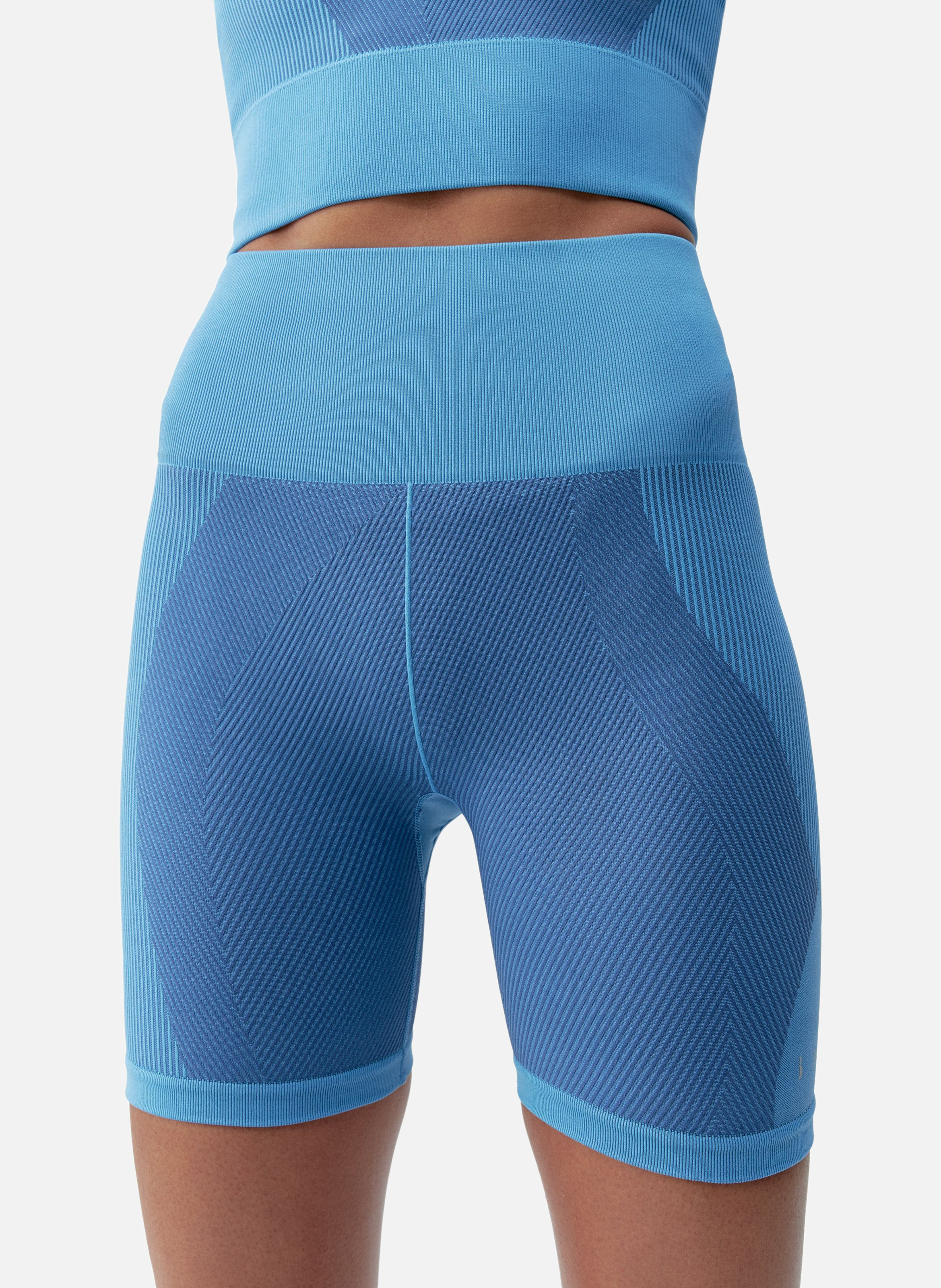 Short sport femme cycliste malia BORN LIVING YOGA Bleu