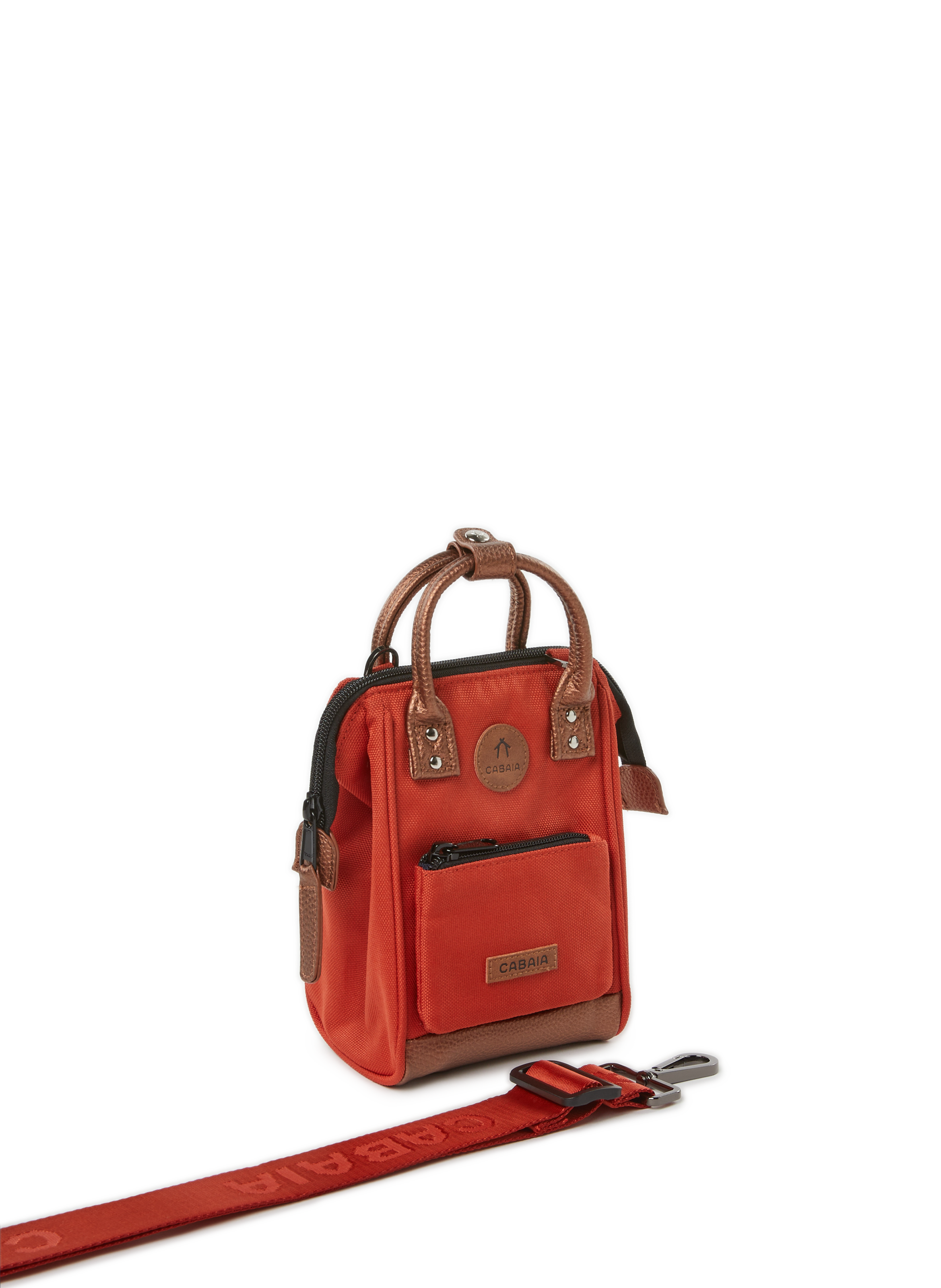 Nano Adventurer Bogota Shoulder Bag CABAIA Red