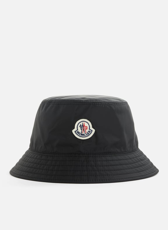 Bob à logo Noir by MONCLER MONCLER Bob à logo Noir