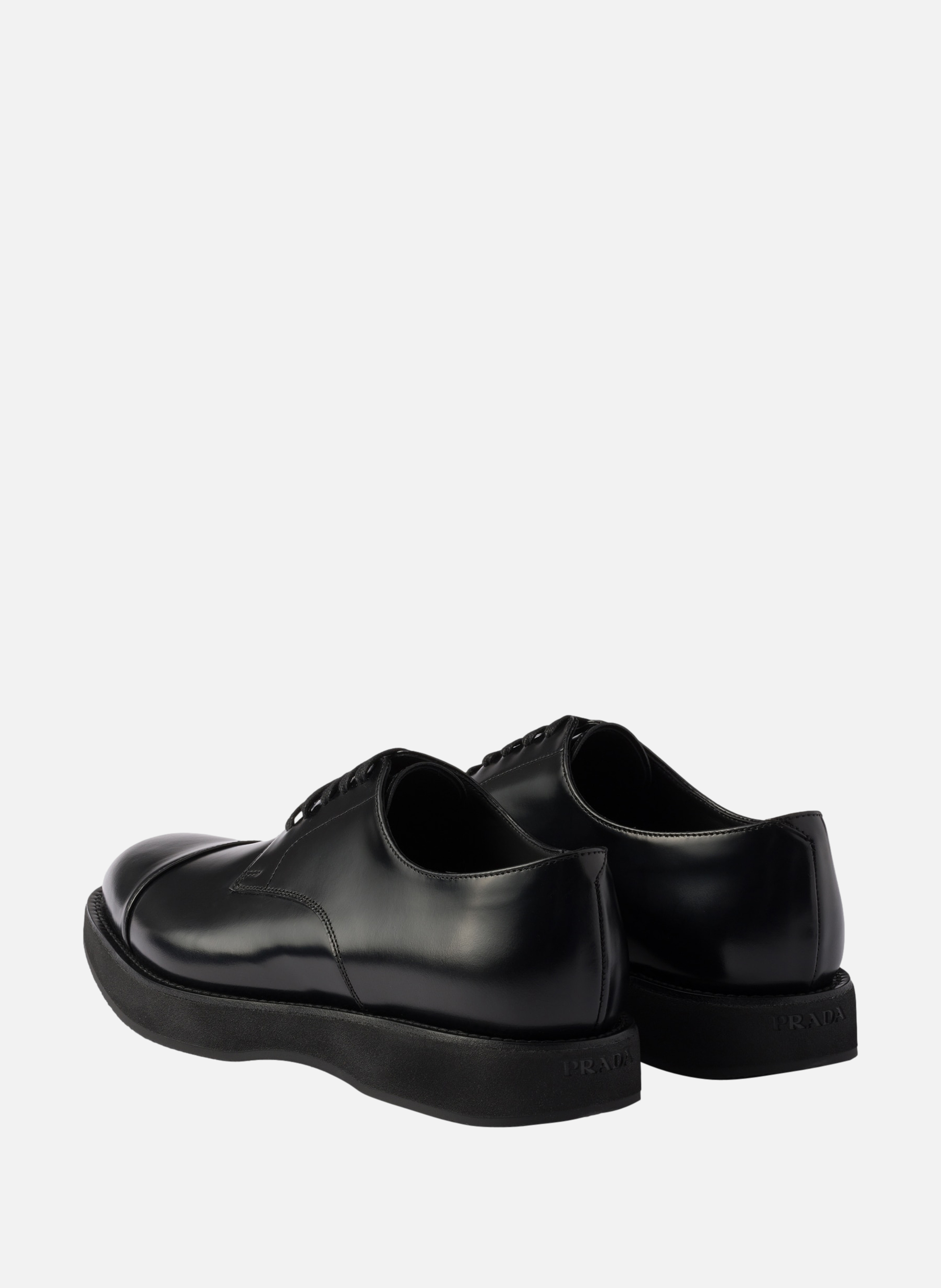 Chaussures à lacets en cuir brossé PRADA Noir