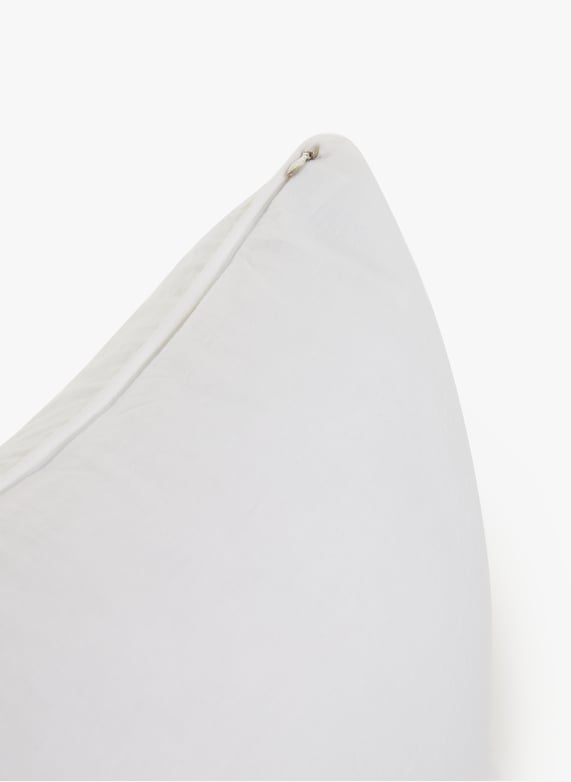Coussin en lin lavé | Blanc by AU PRINTEMPS PARIS Coussin en lin lavé Blanc