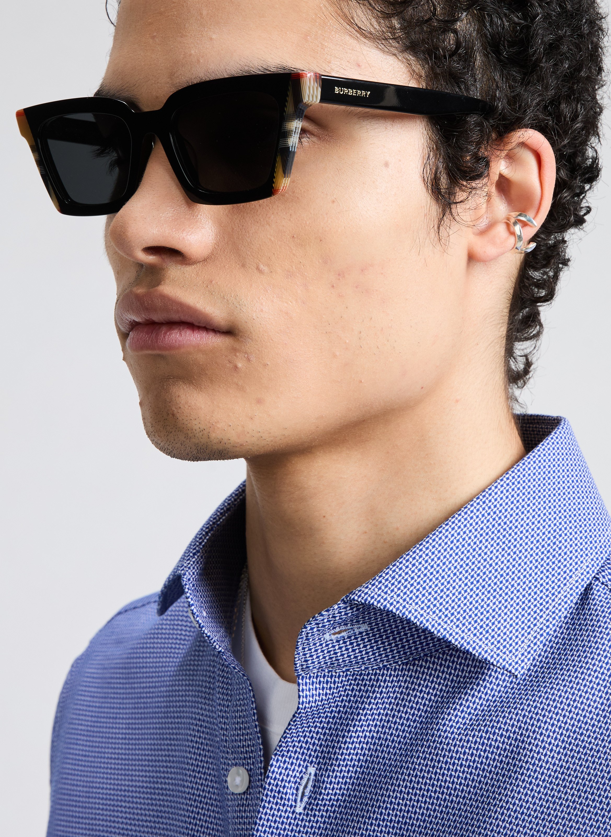 Lunettes de soleil BURBERRY Noir