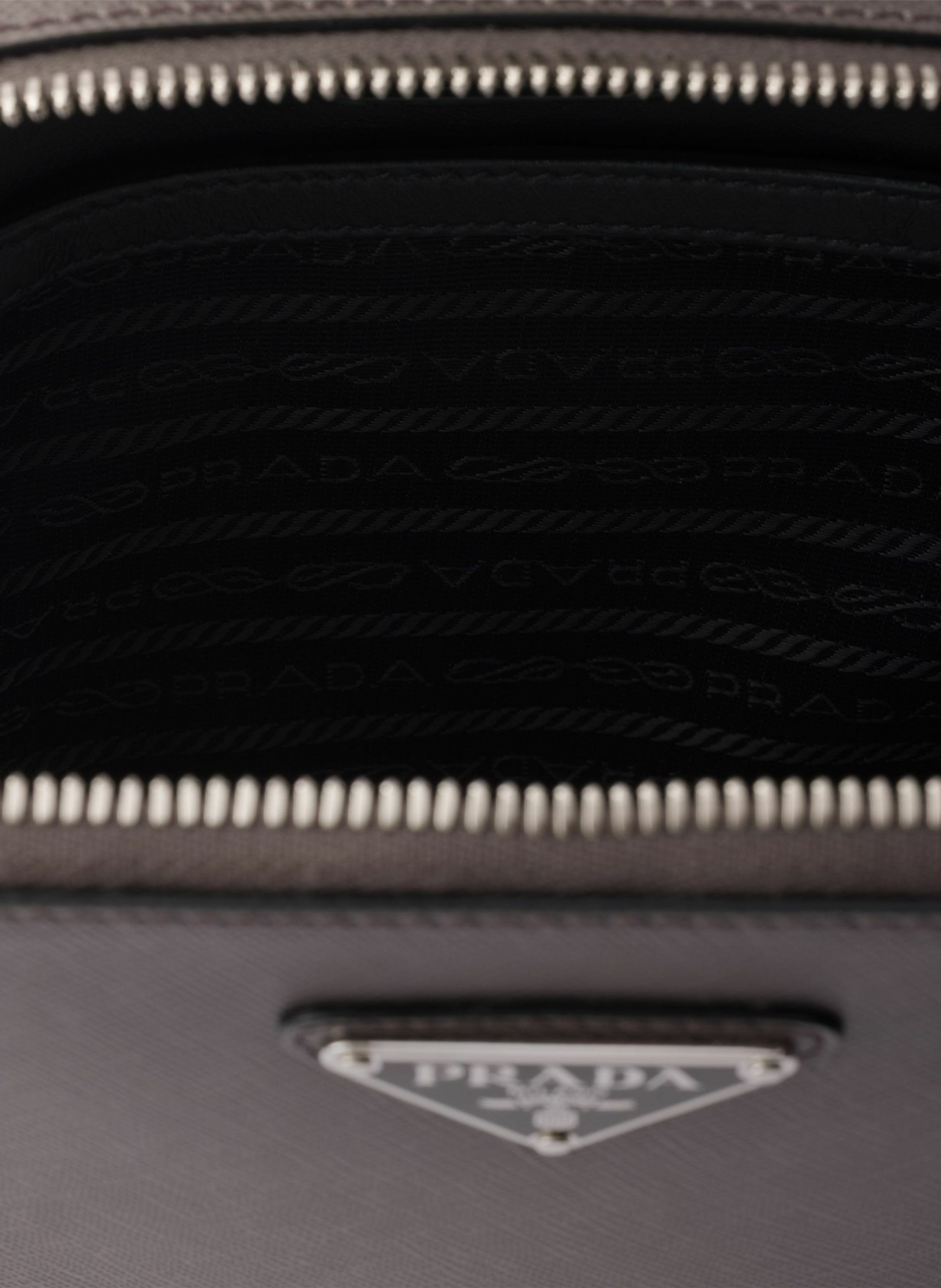 Sac prada brique en cuir saffiano PRADA Gris