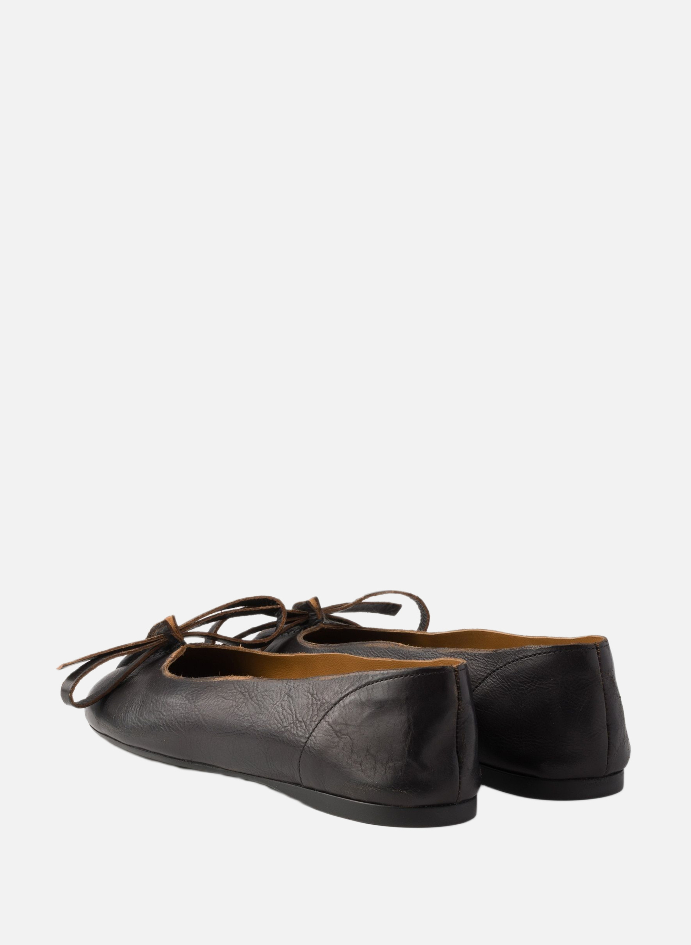 Ballerines en cuir vieilli PRADA Noir